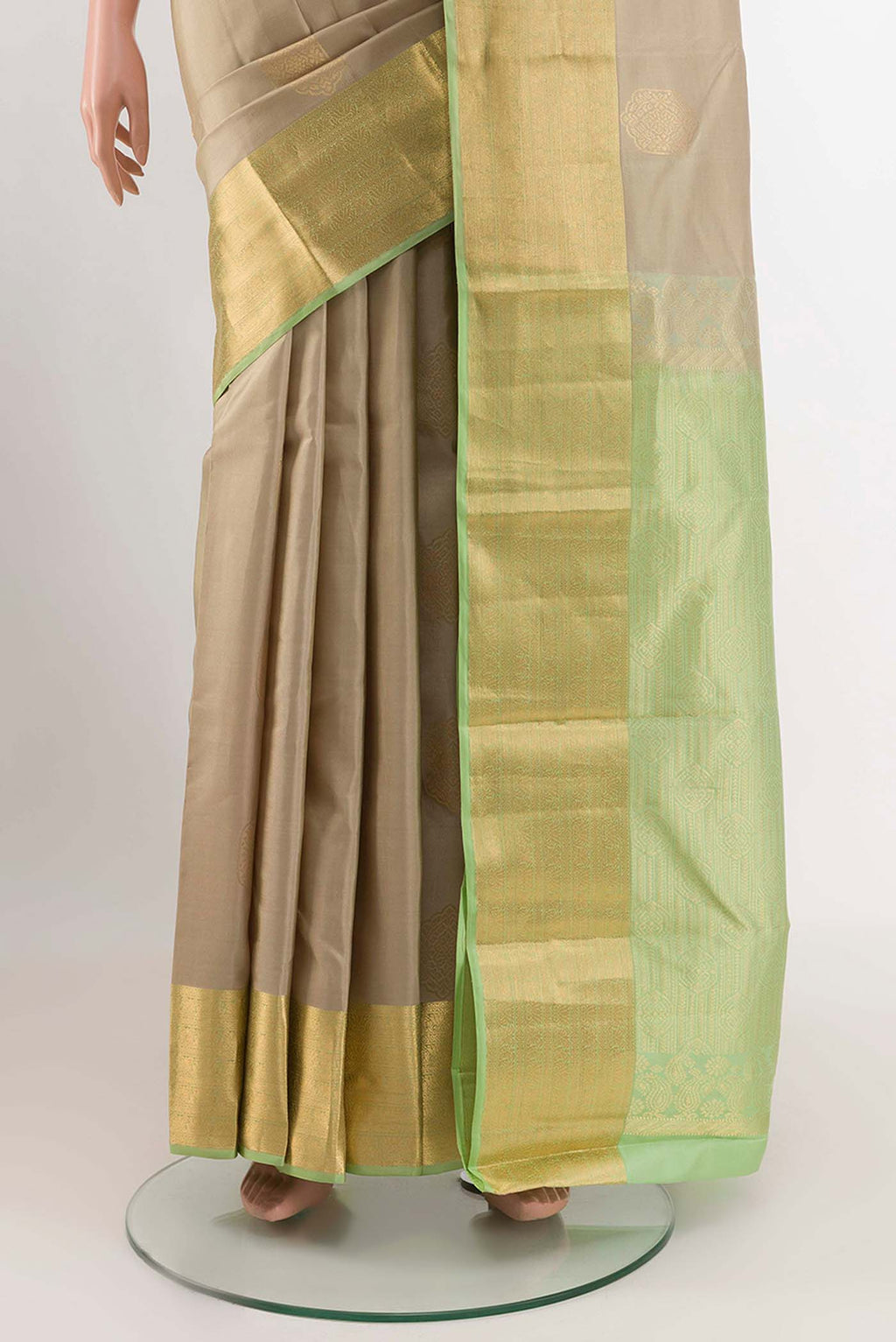 pleats pallu