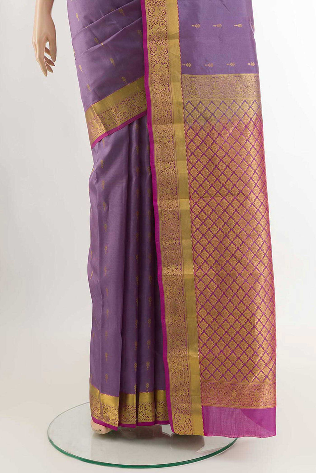 pleats pallu