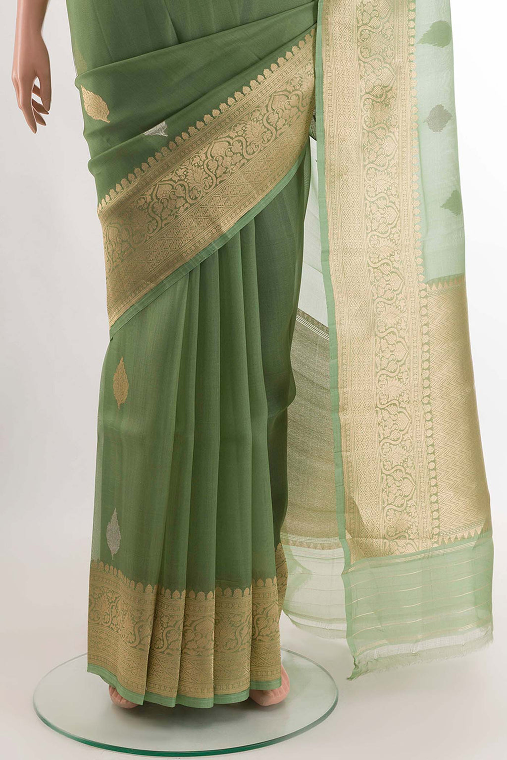 pleats pallu