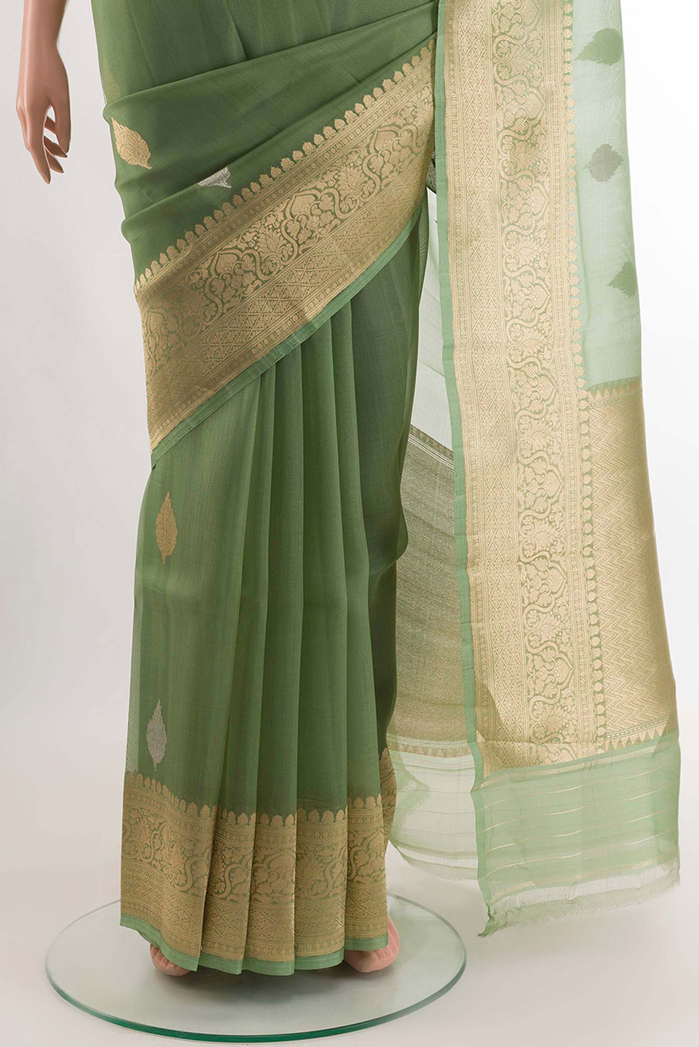 pleats pallu