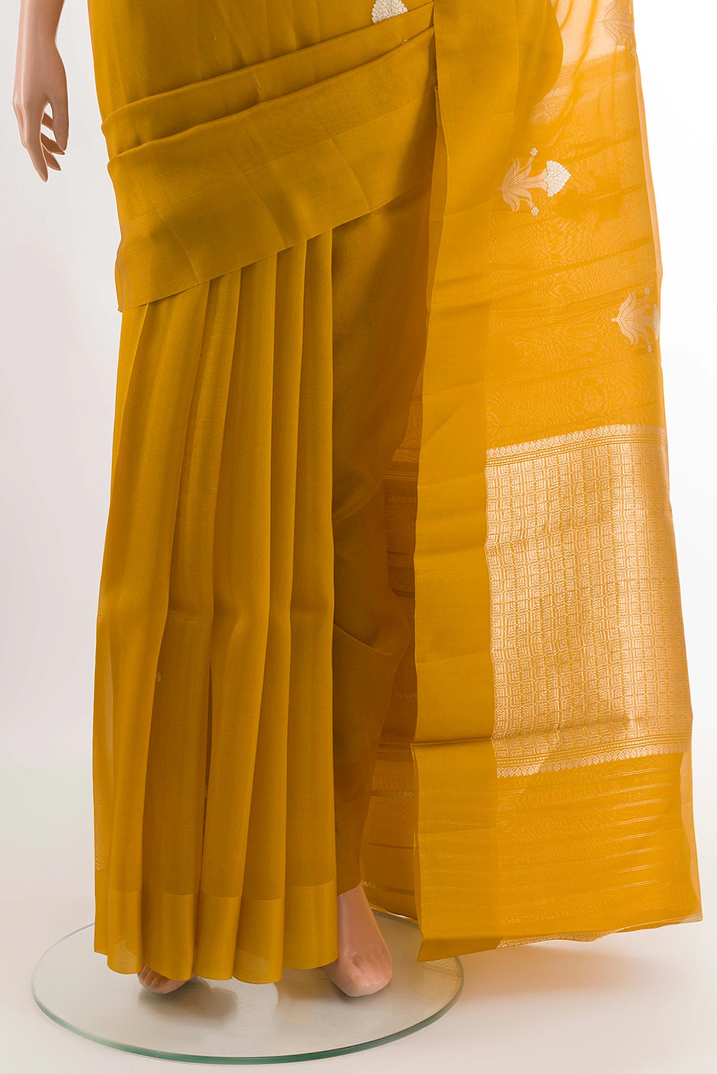 pleats pallu