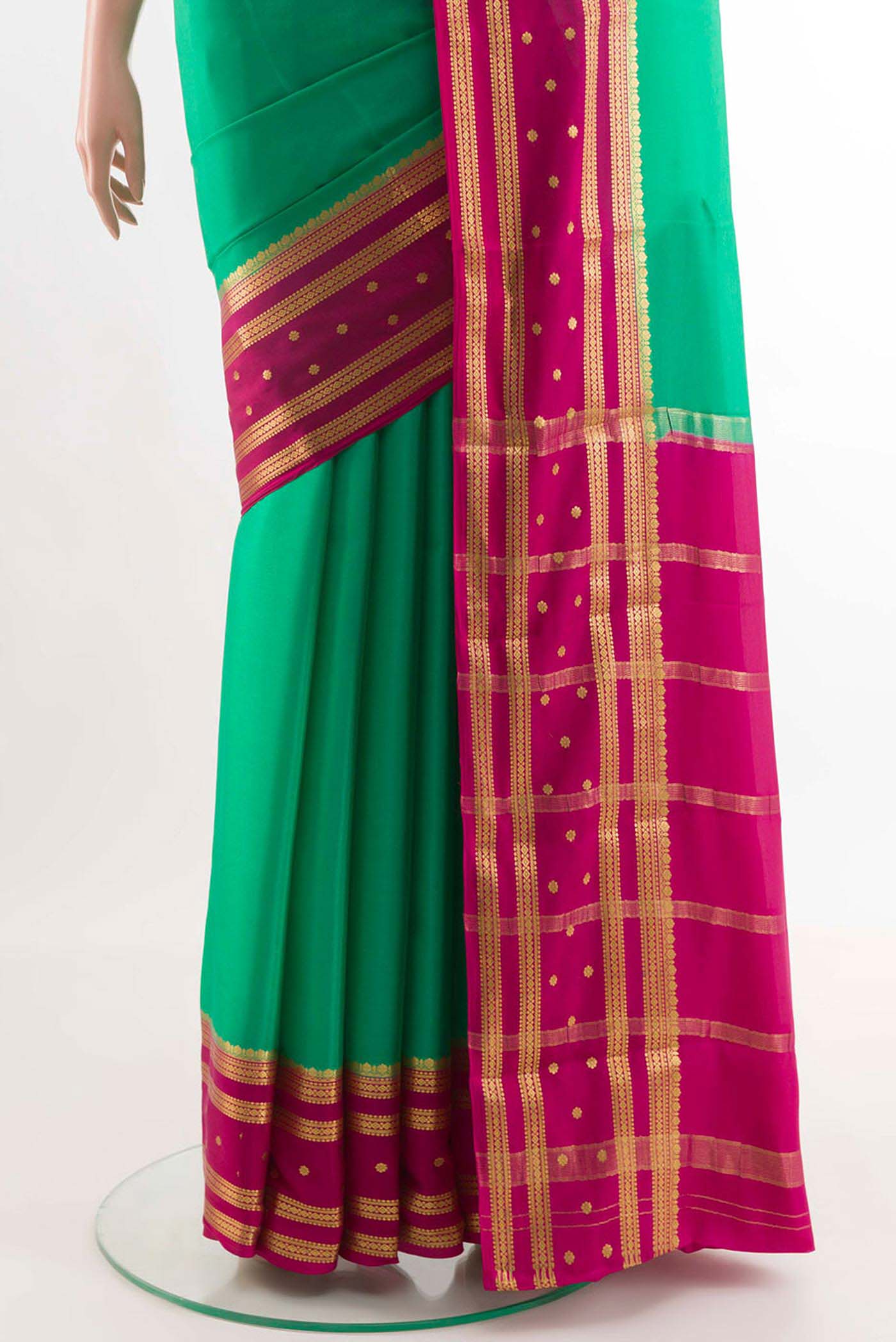 pleats pallu