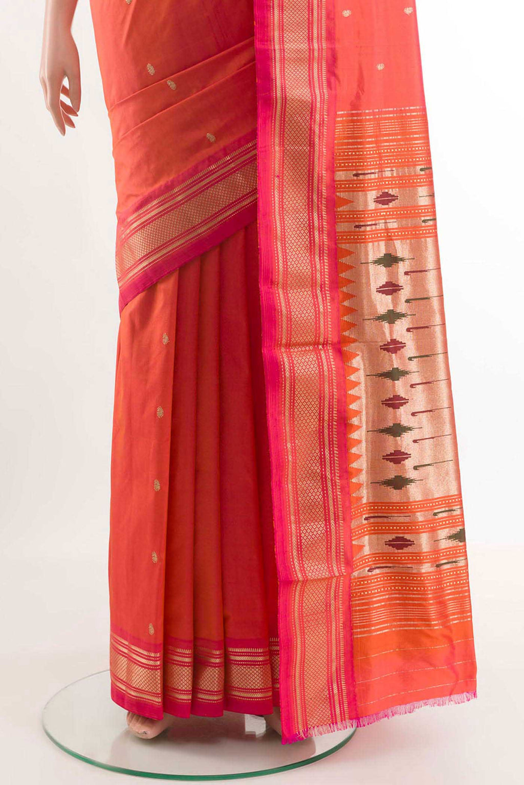 pleats pallu