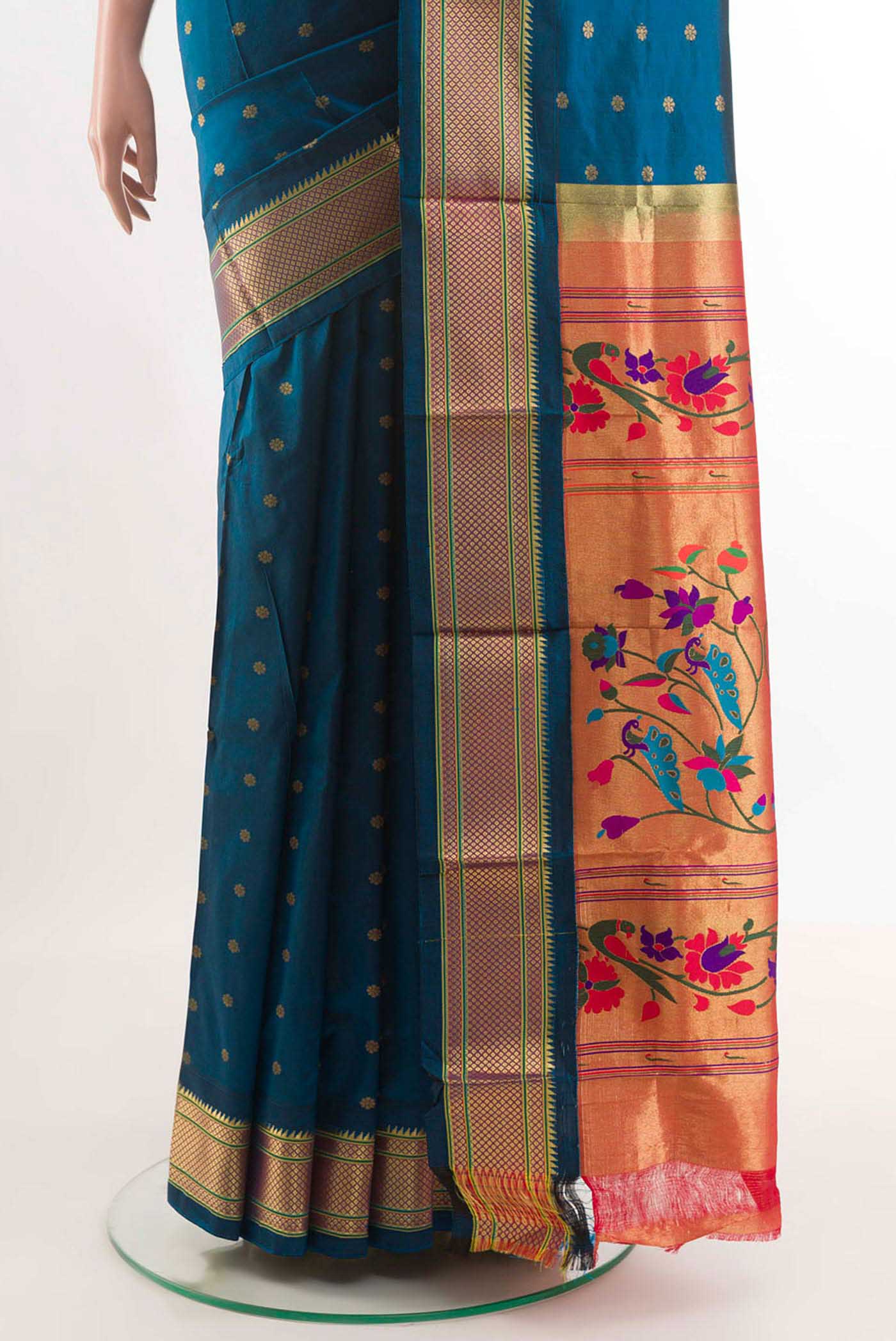 pleats pallu