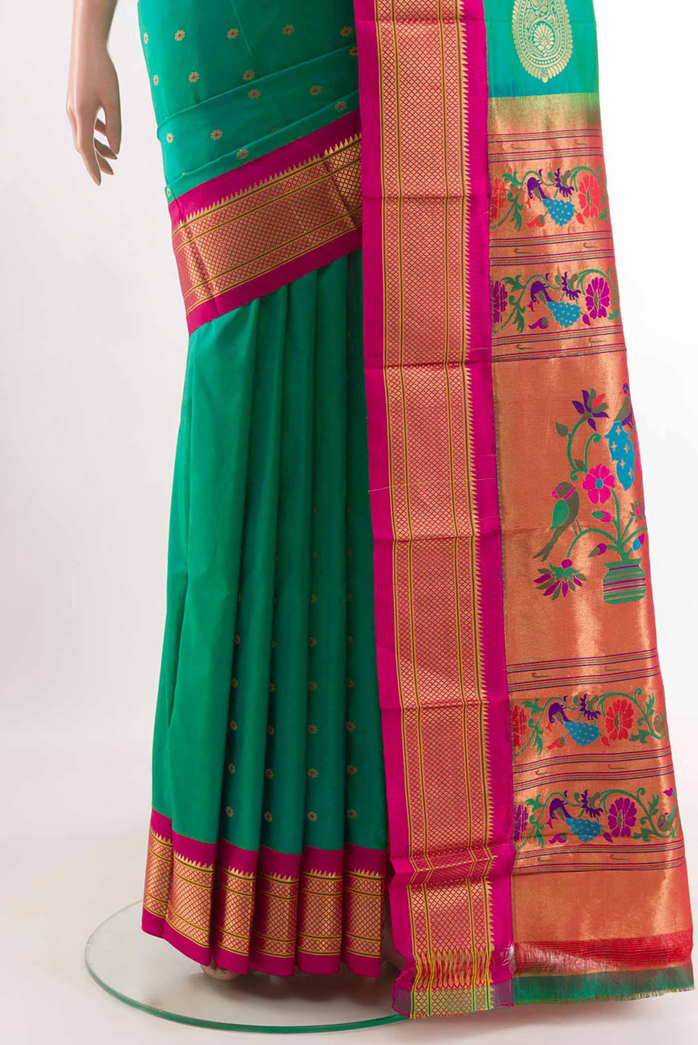 pleats pallu
