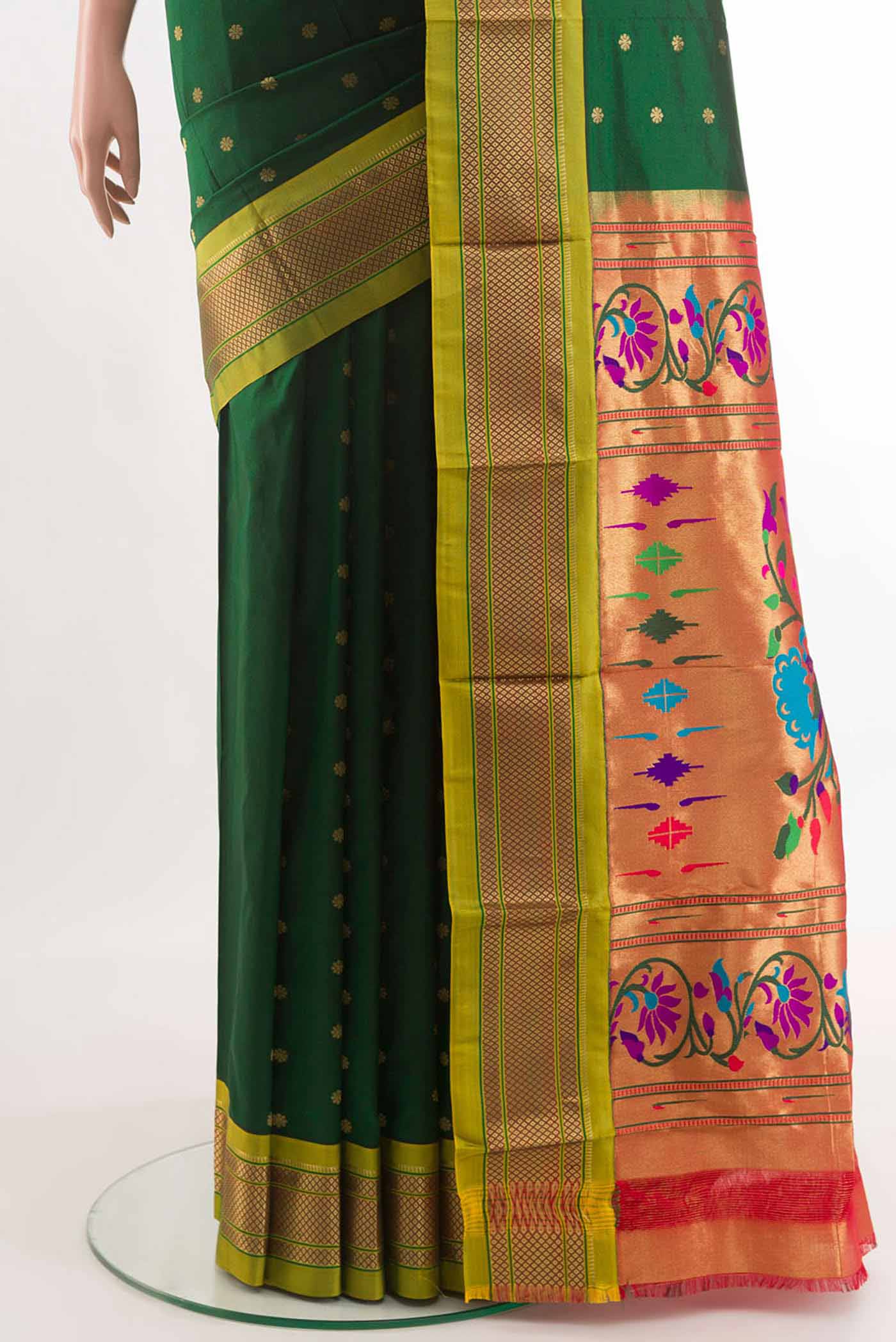 pleats pallu