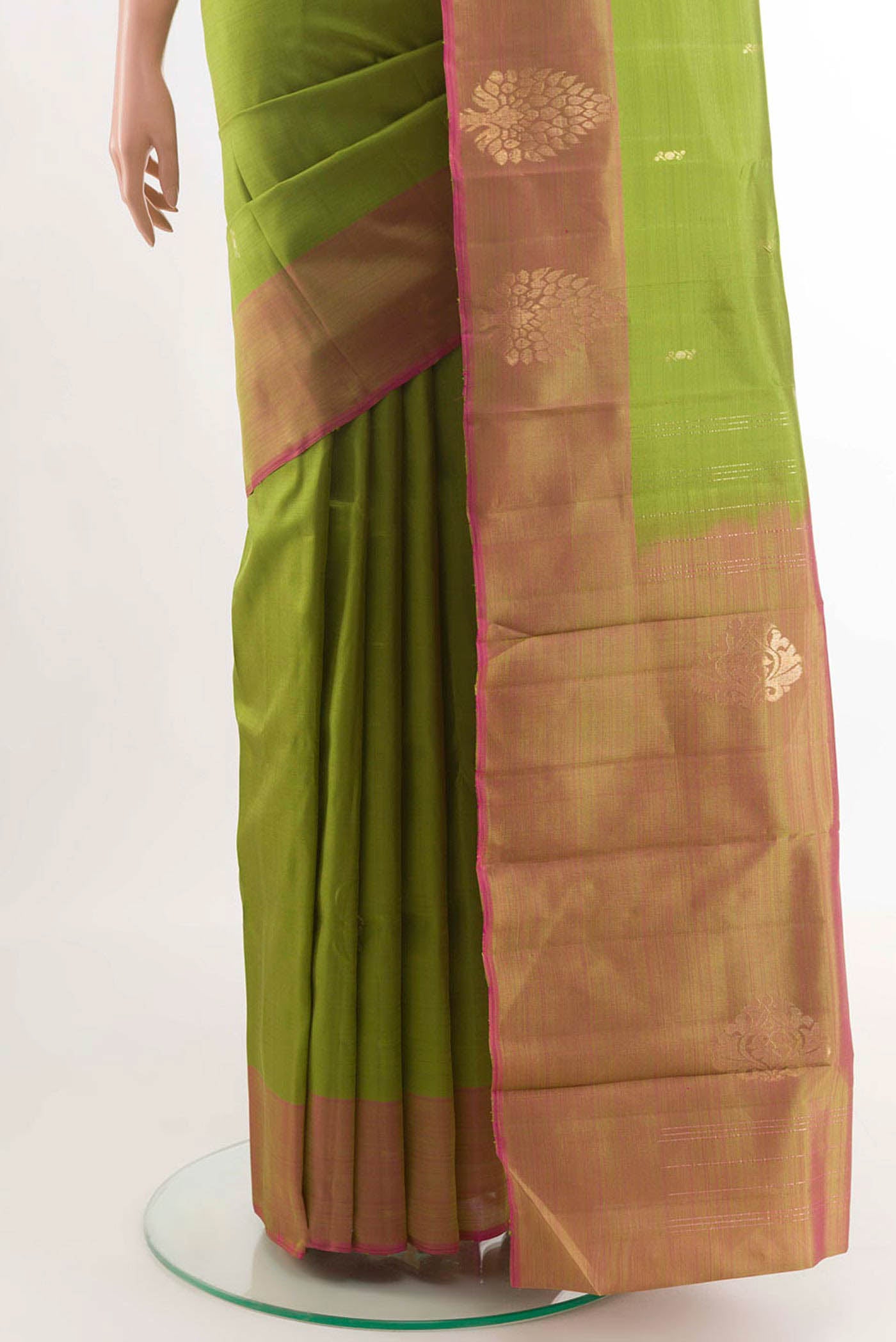 pleats pallu