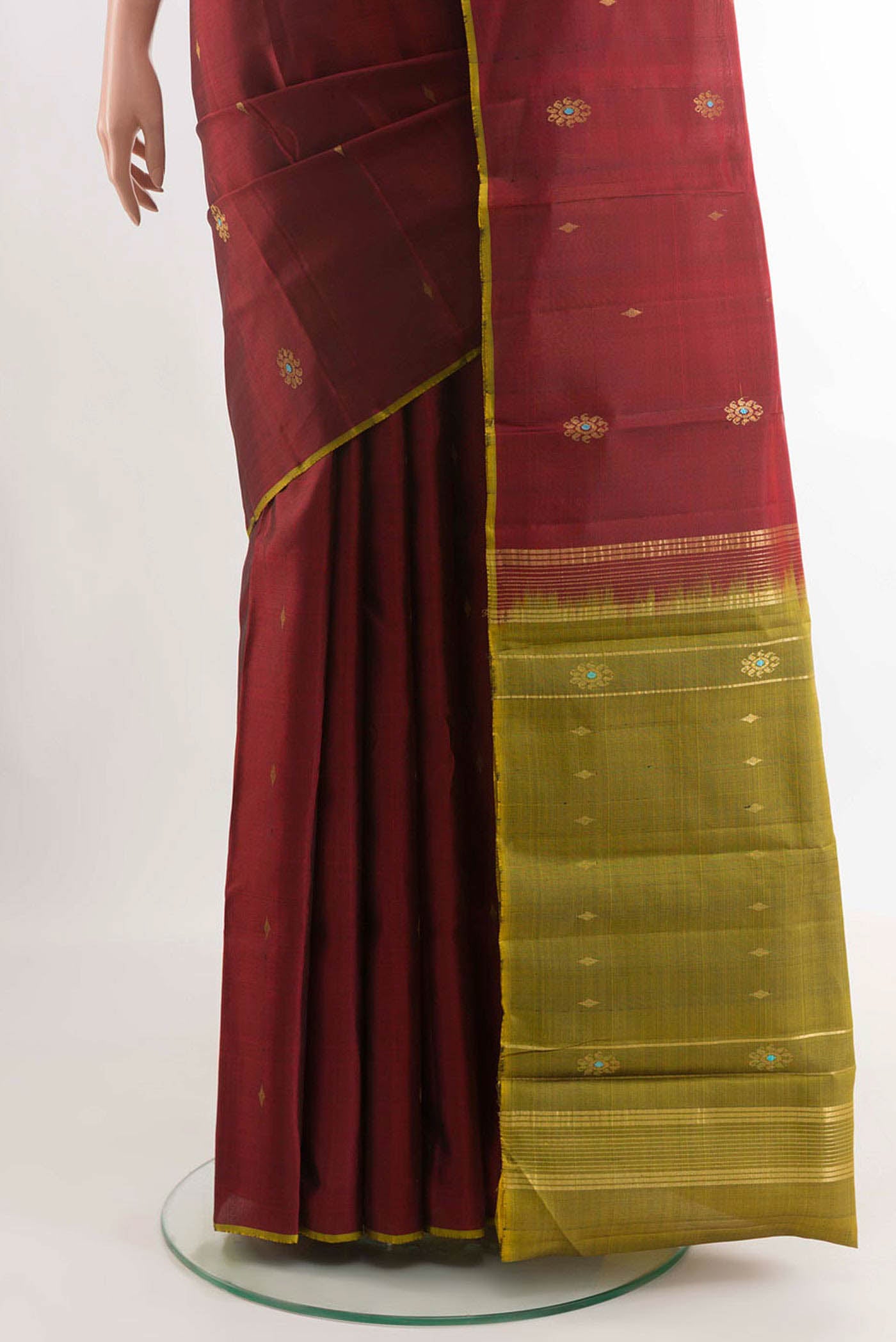 pleats pallu