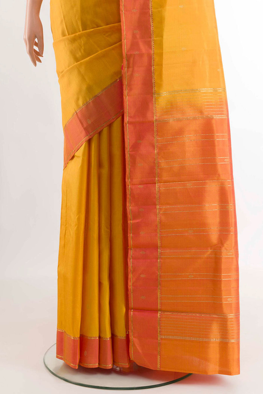 pleats pallu