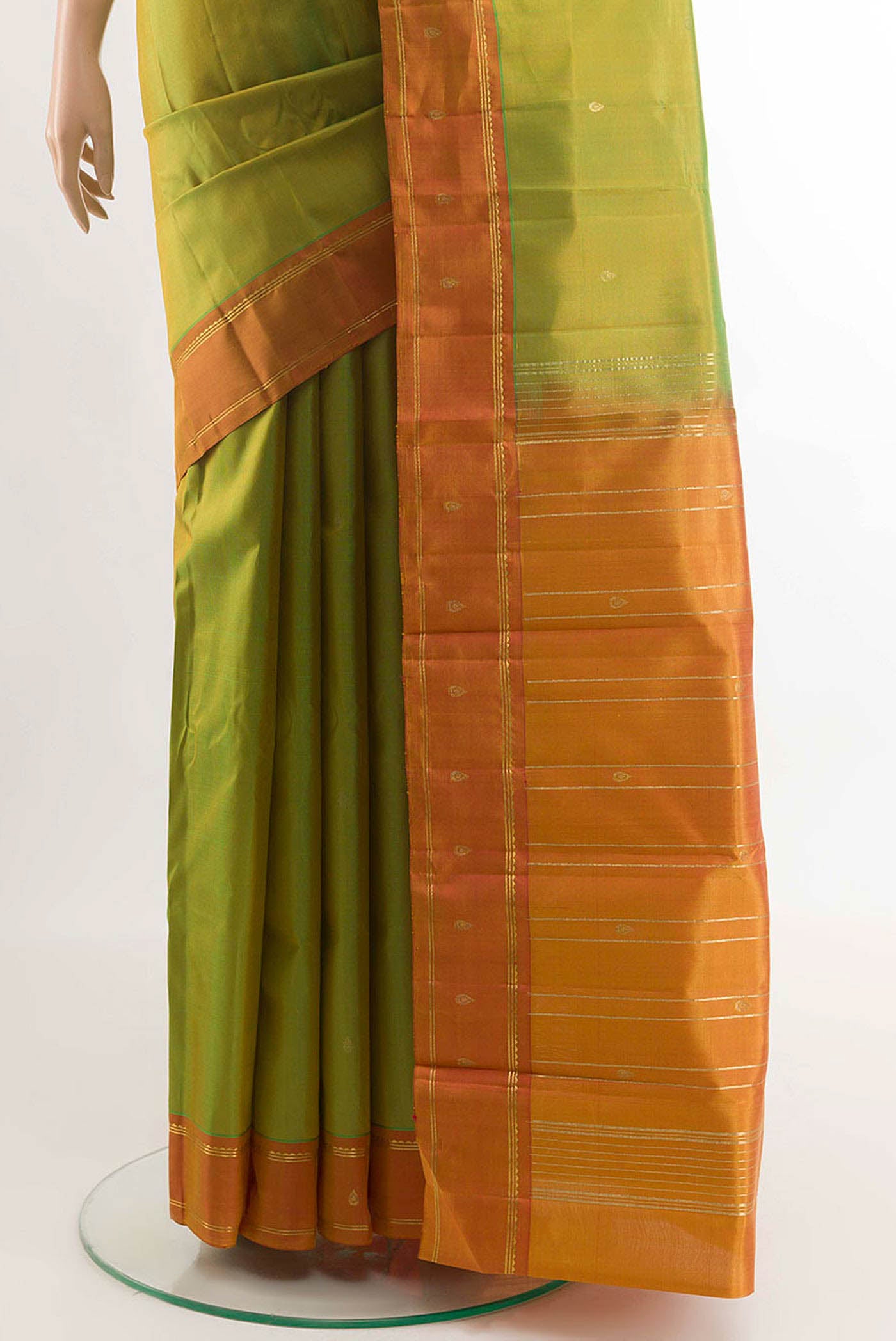 pleats pallu