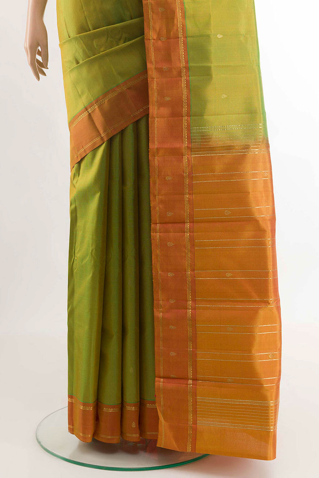 pleats pallu