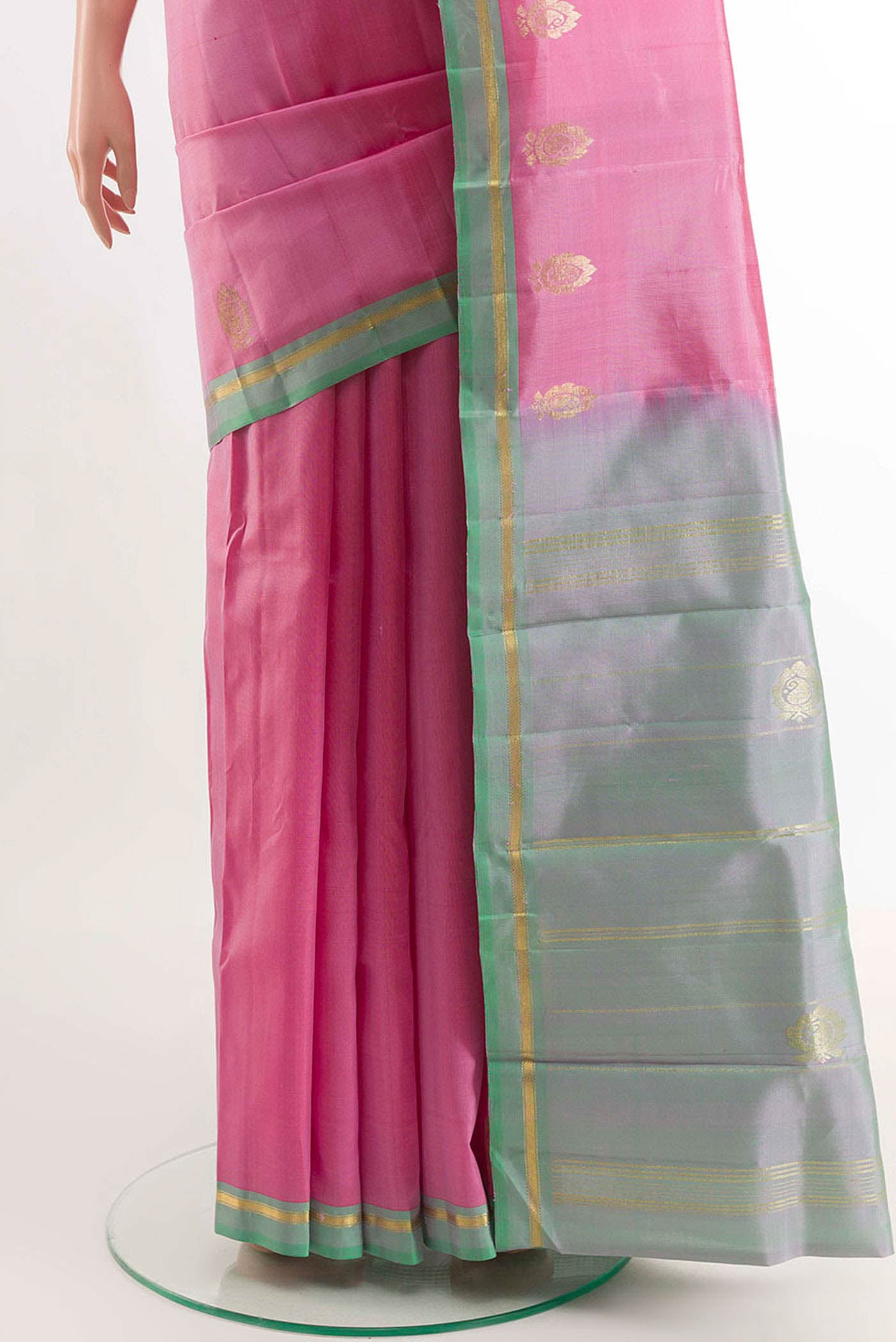 pleats pallu