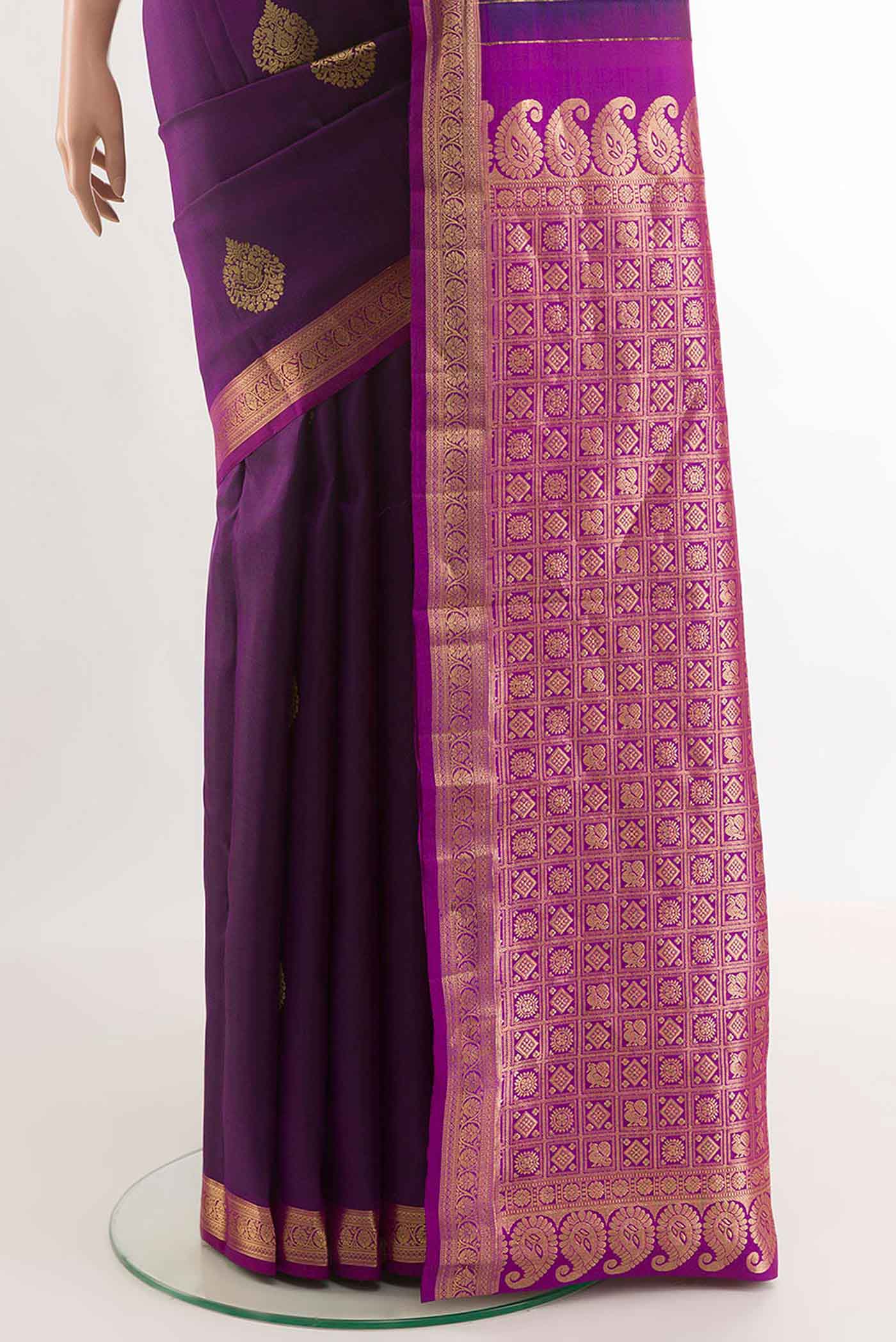 pleats pallu