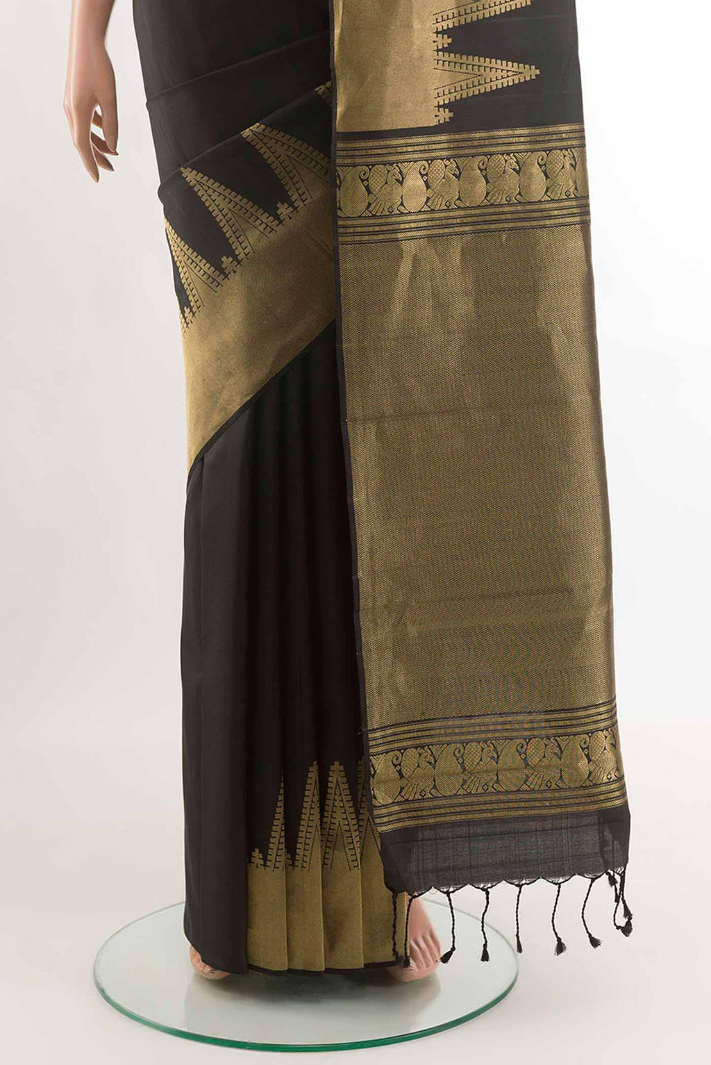 pleats pallu