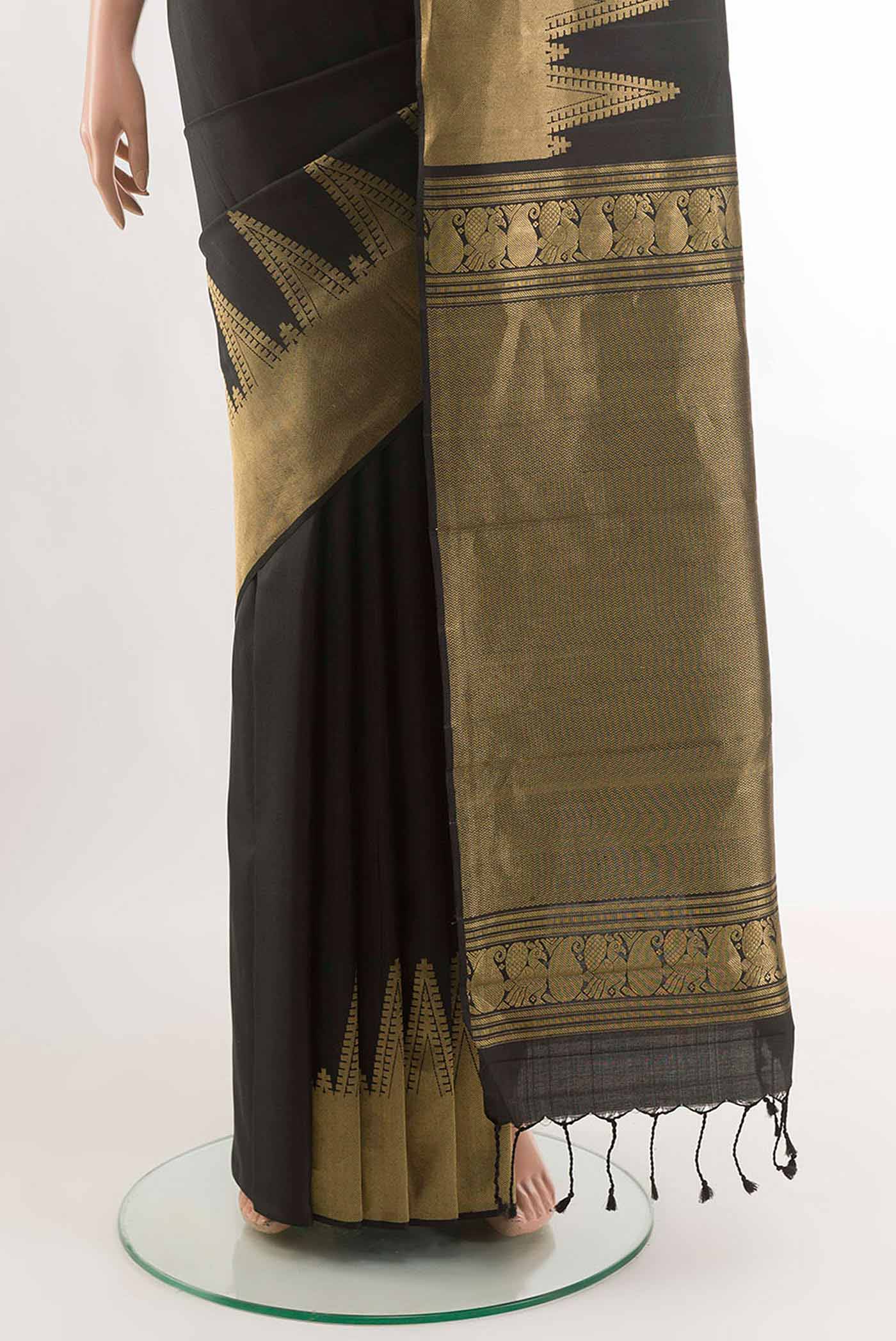 pleats pallu