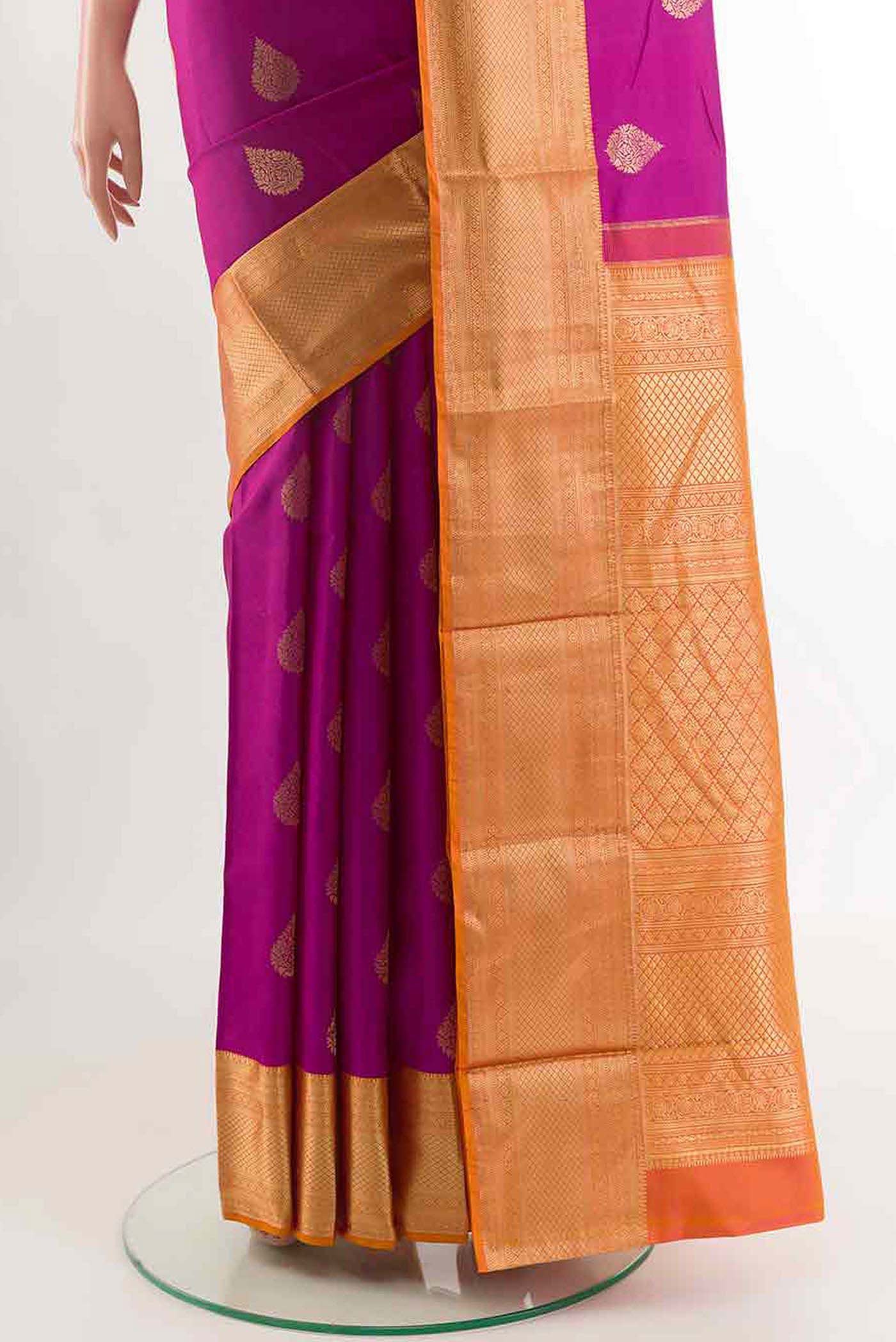 pleats pallu