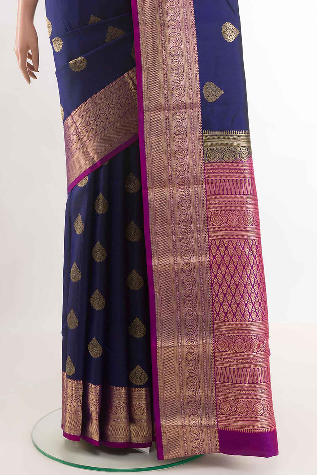 pleats pallu