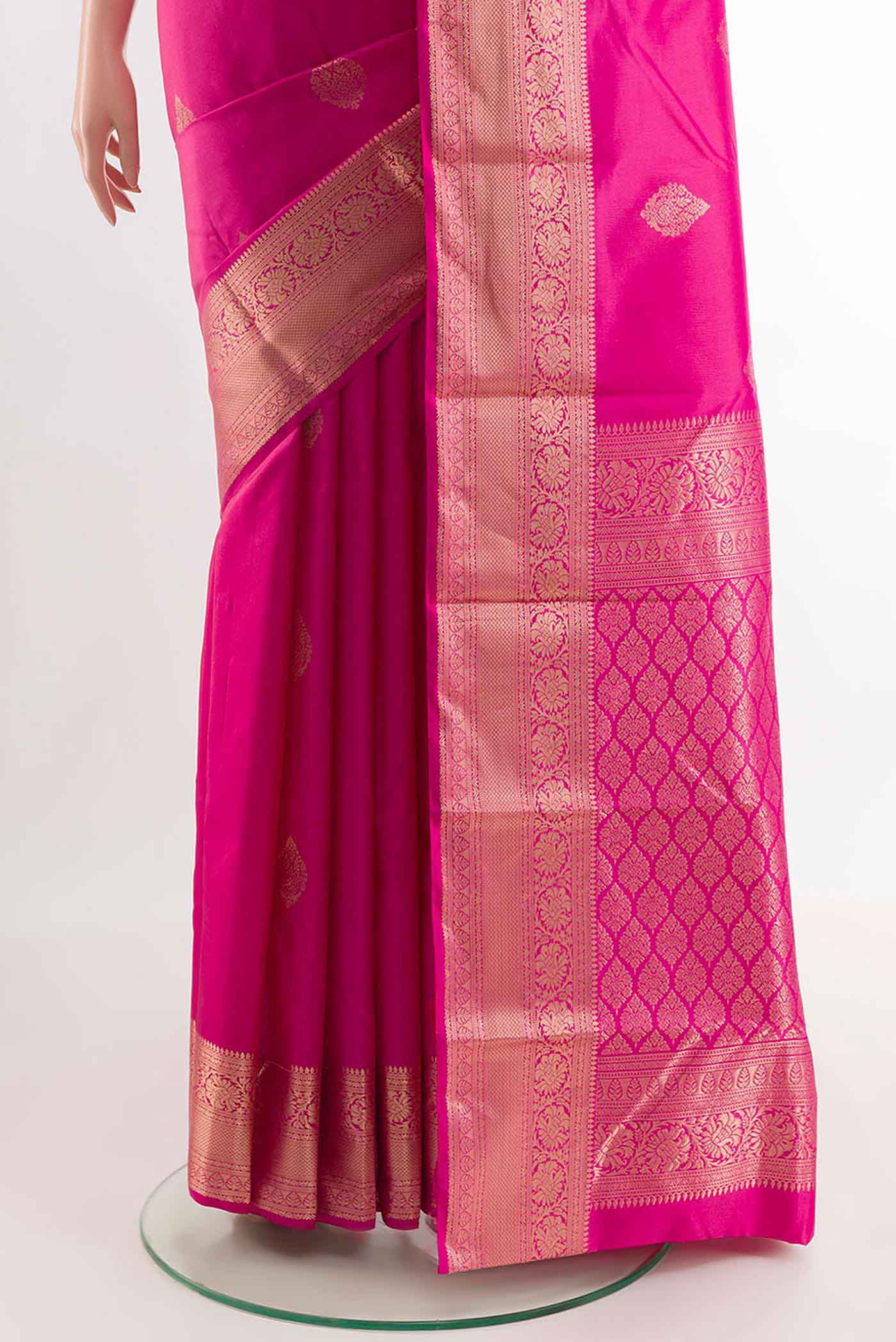 pleats pallu