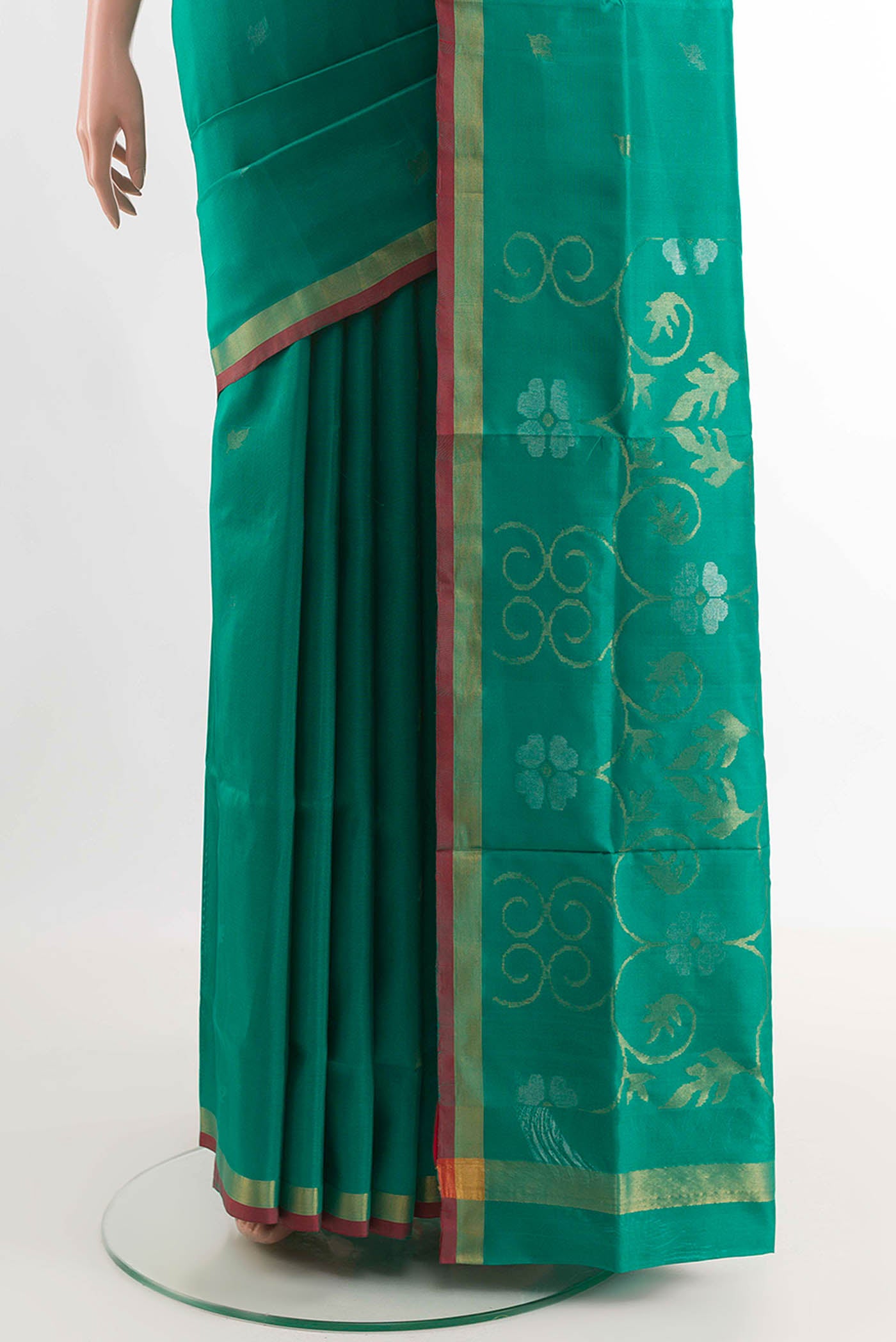 pleats pallu