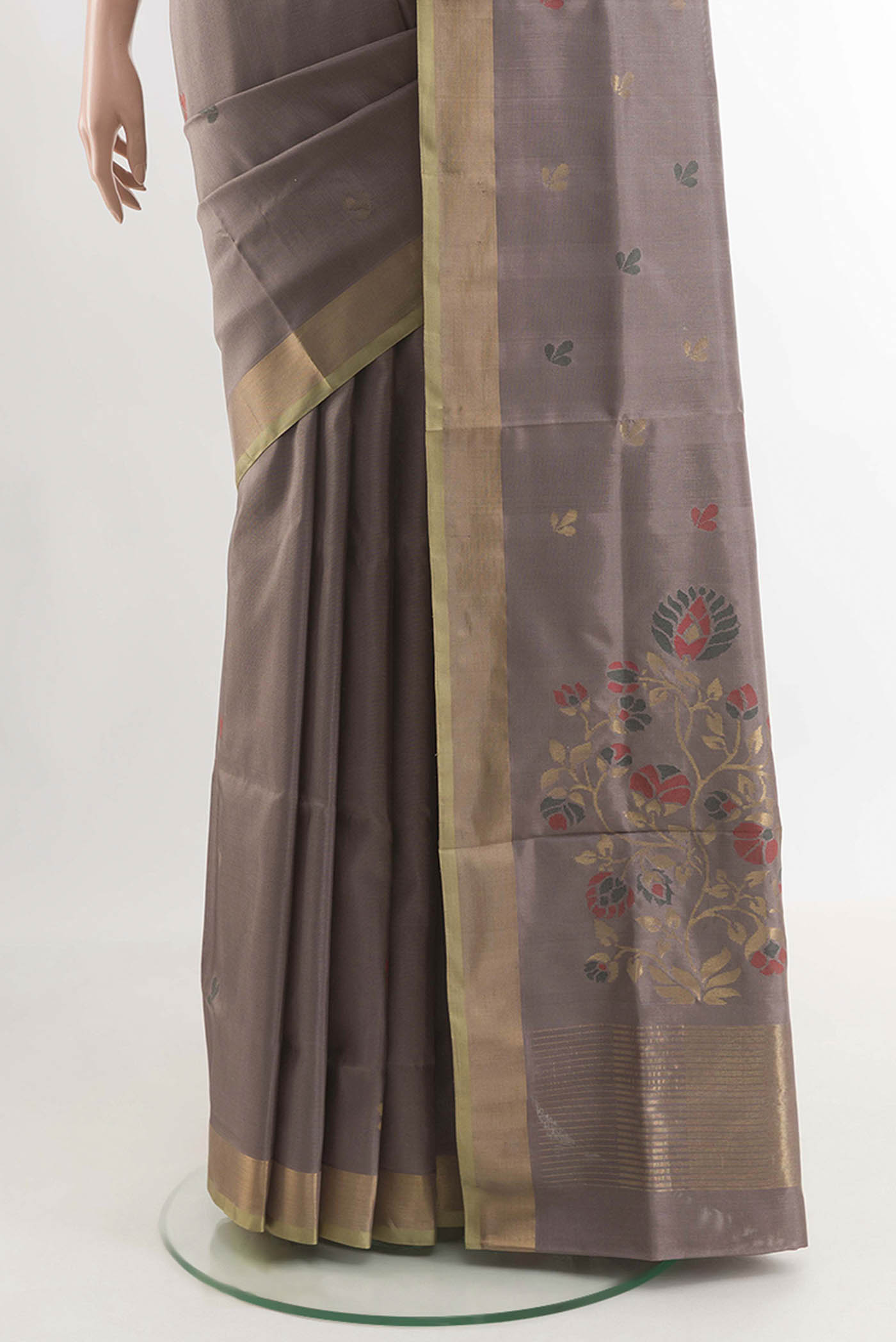 pleats pallu
