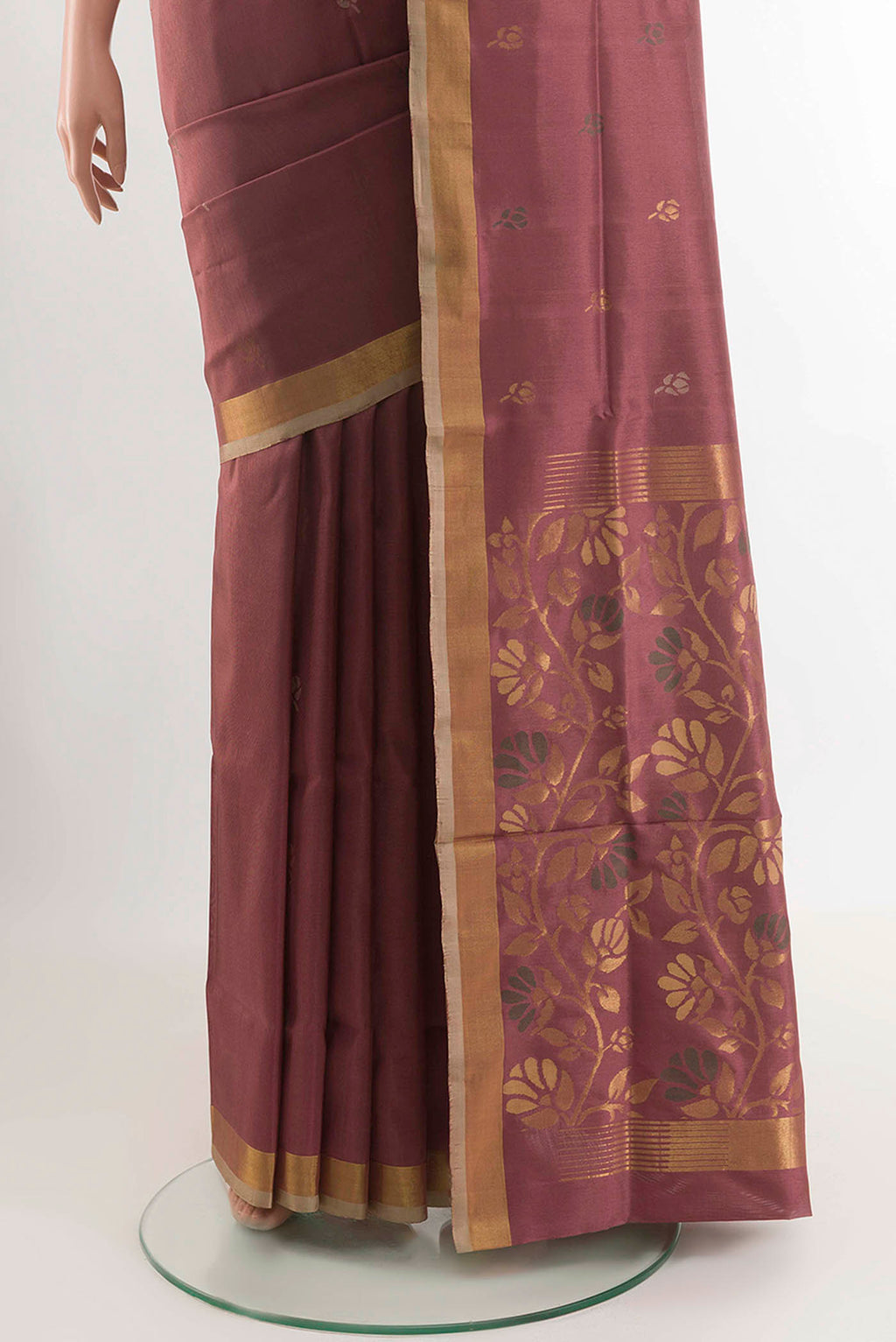 pleats pallu
