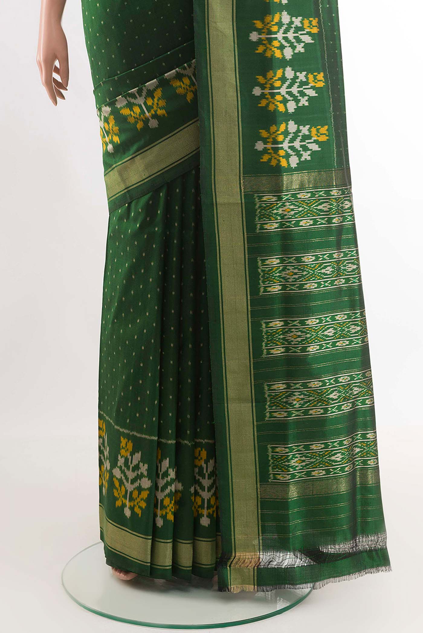 pleats pallu