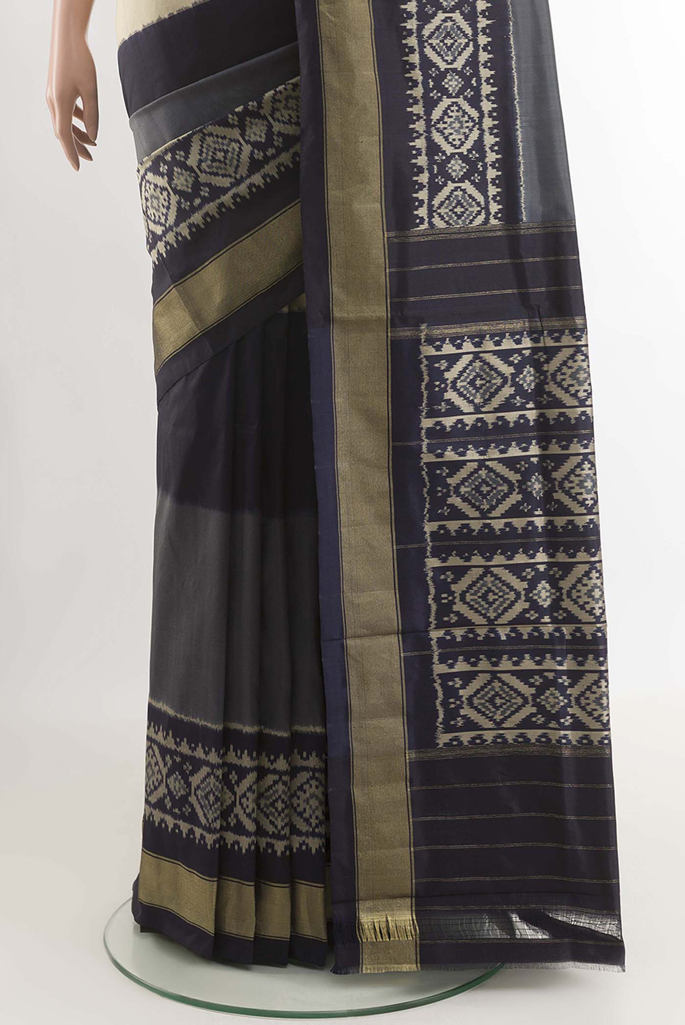 pleats pallu