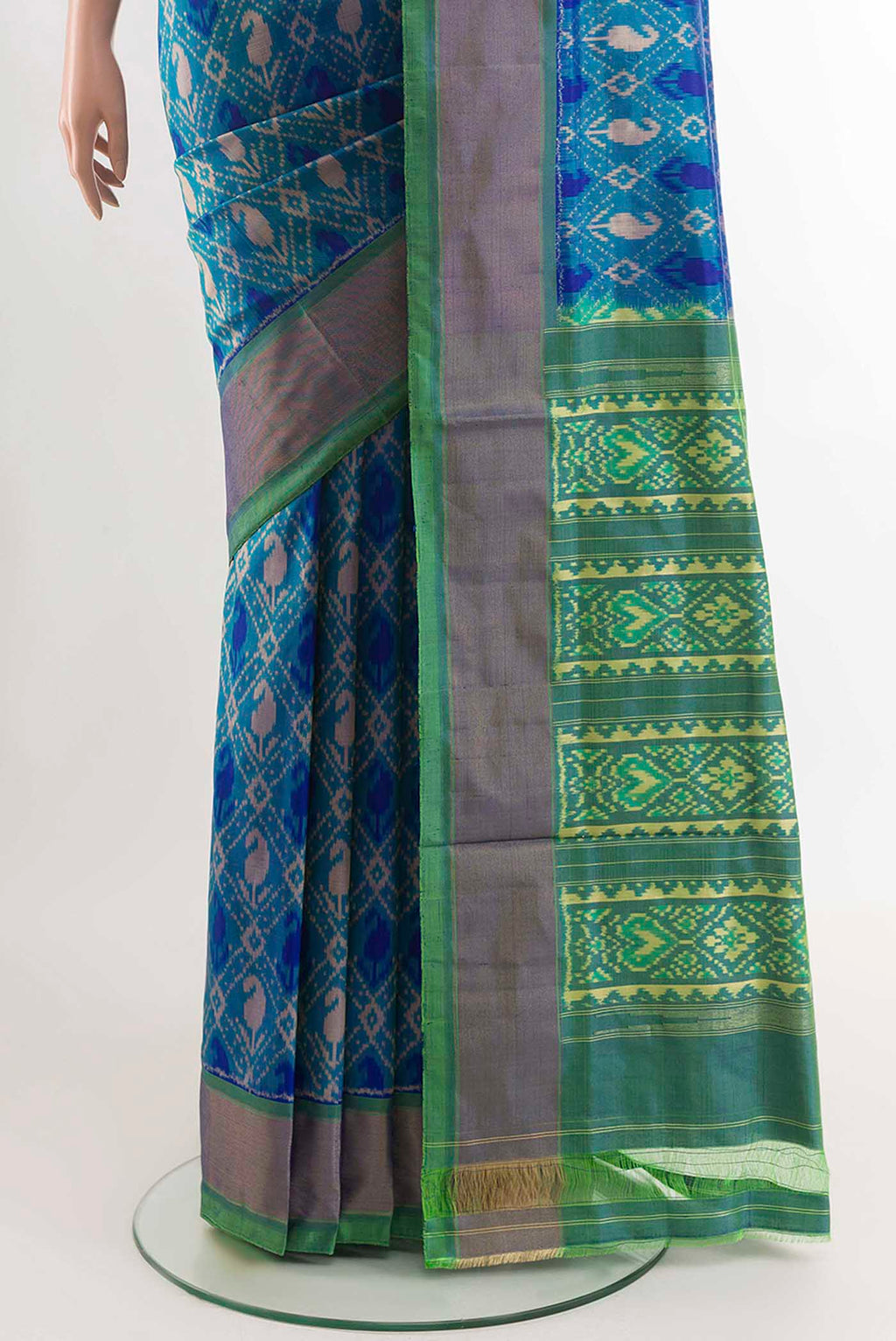 pleats pallu