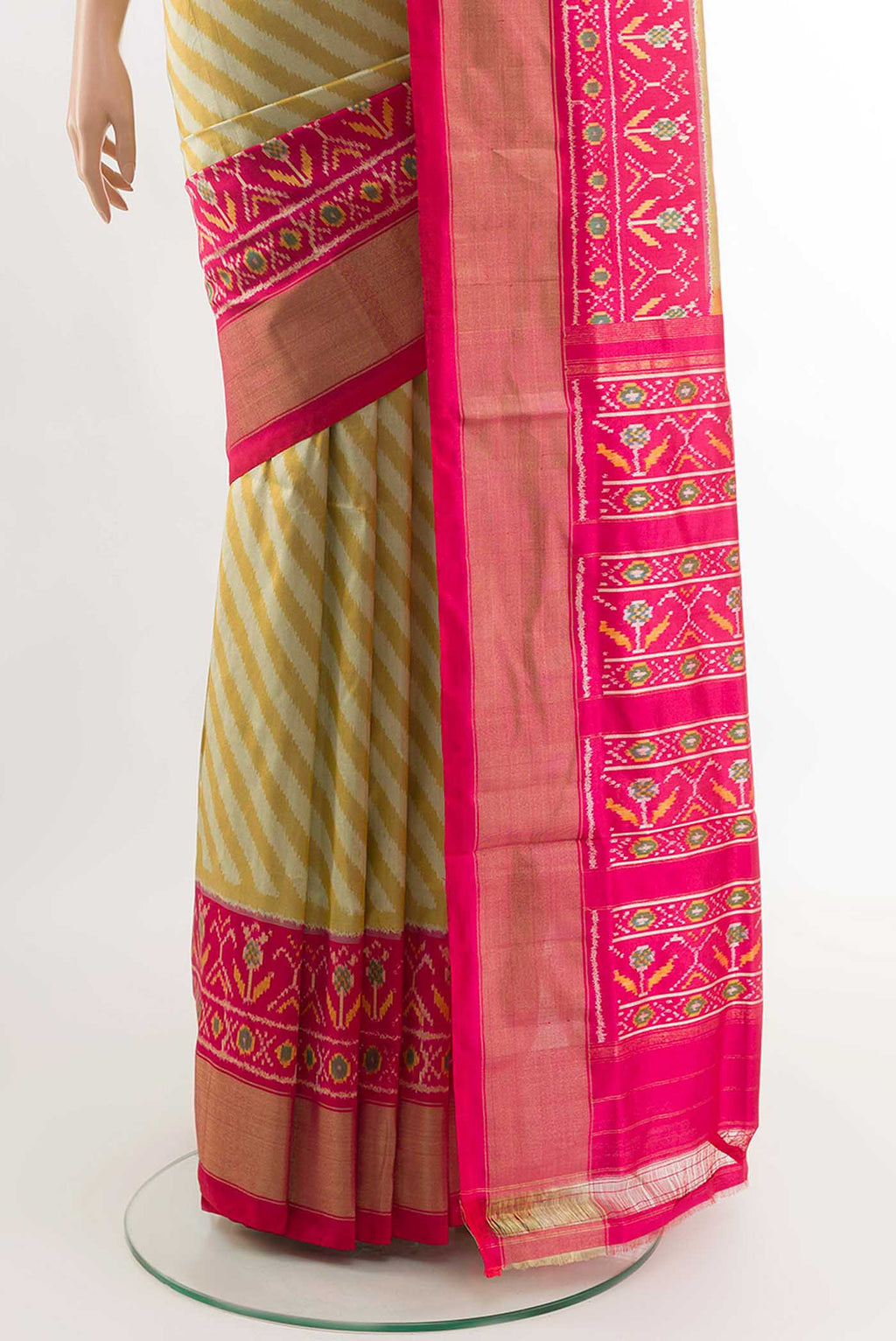 pleats pallu