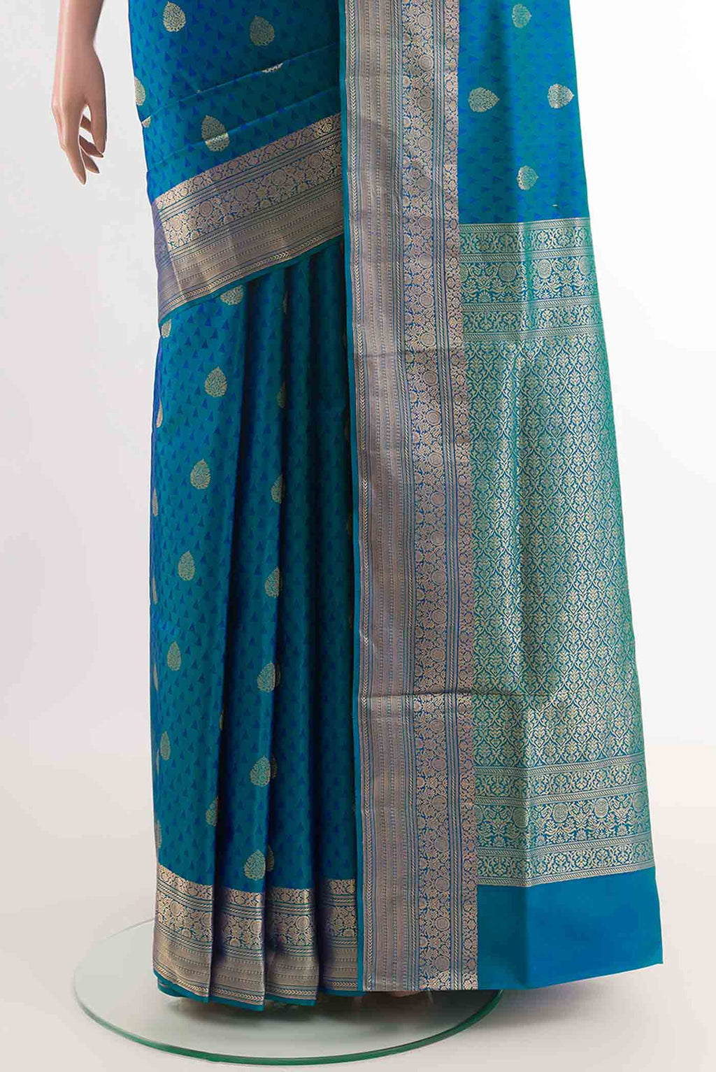 pleats pallu