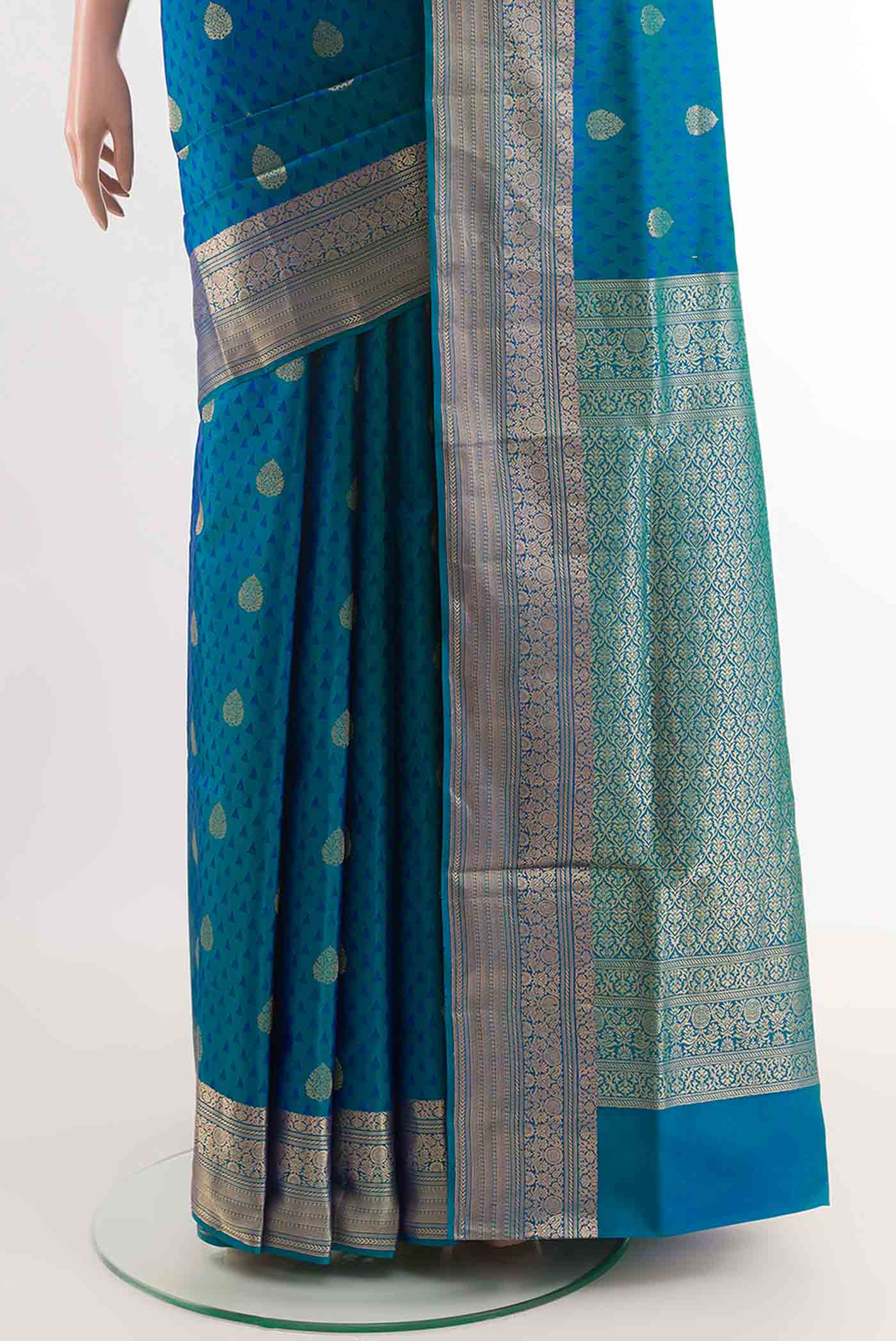 pleats pallu