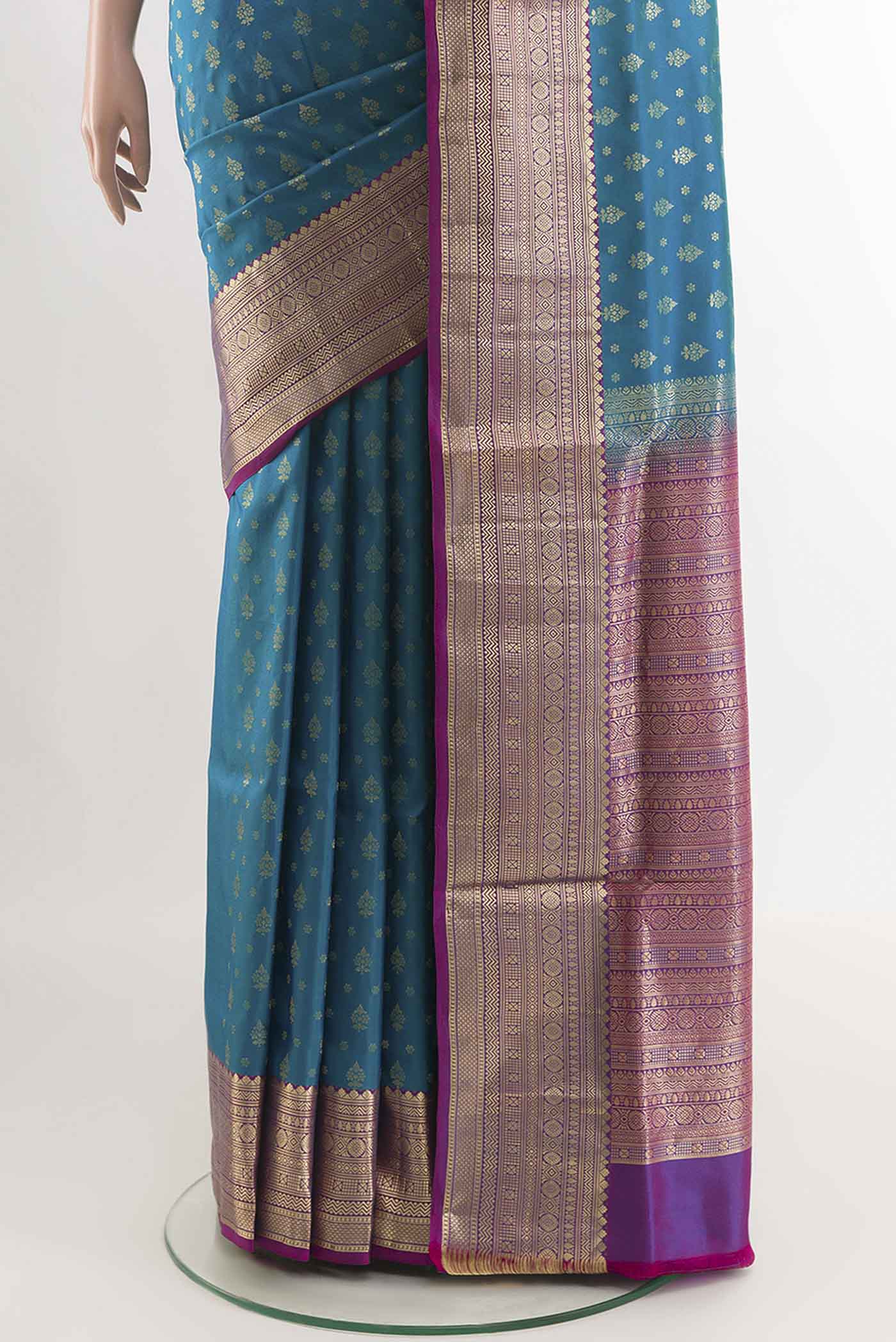 pleats pallu