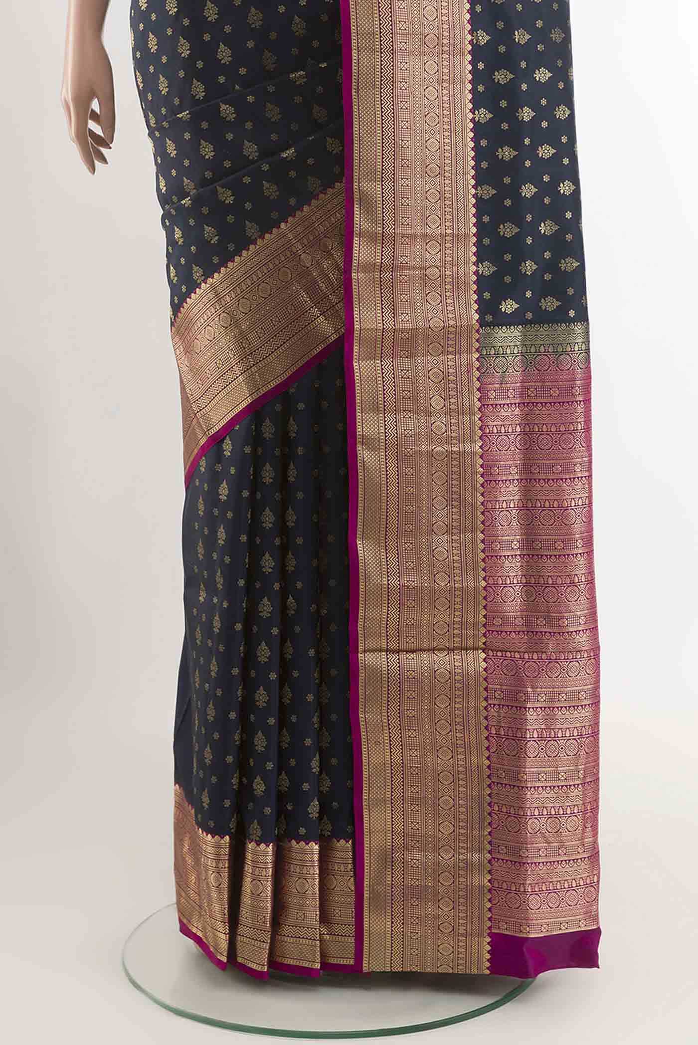 pleats pallu