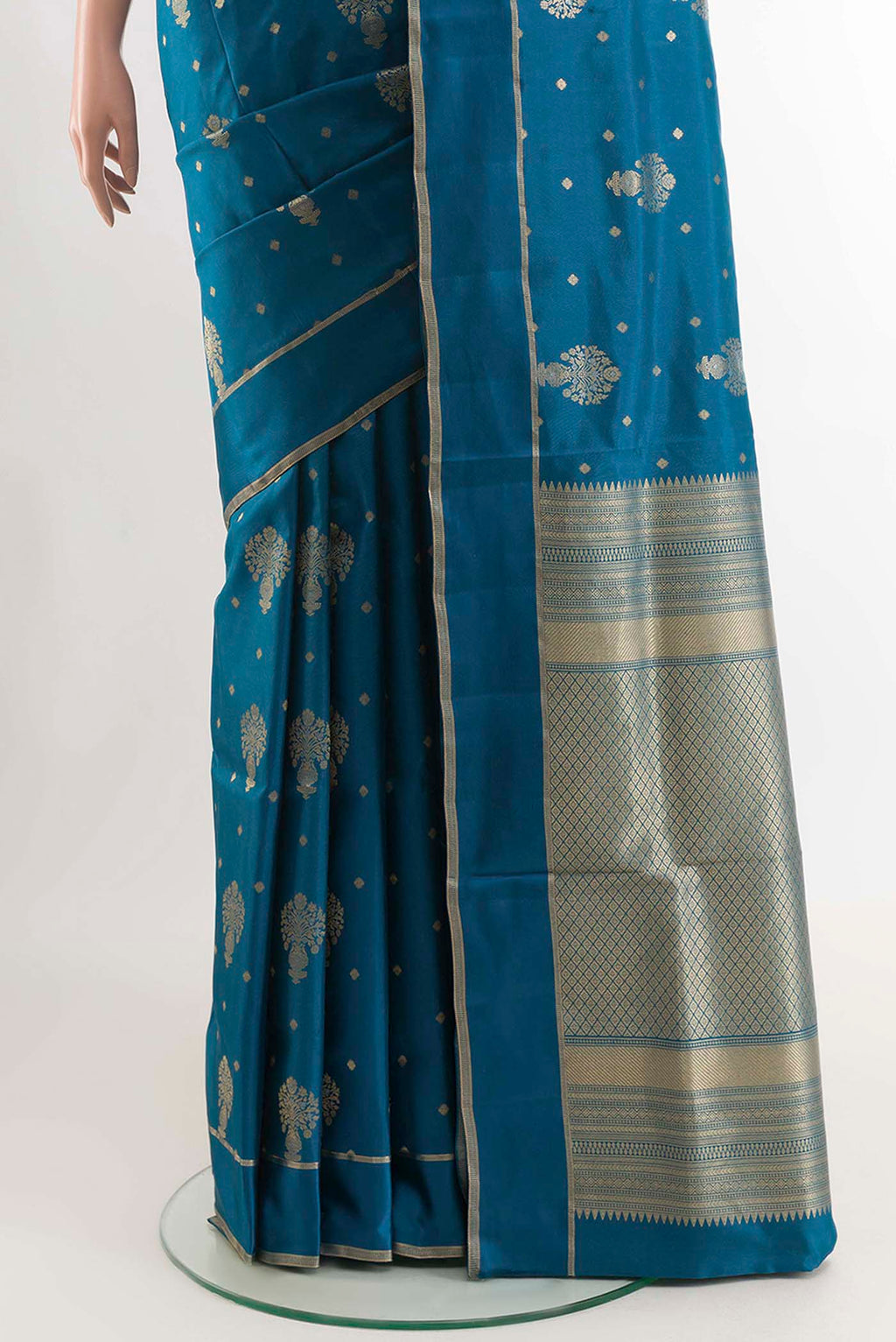 pleats pallu