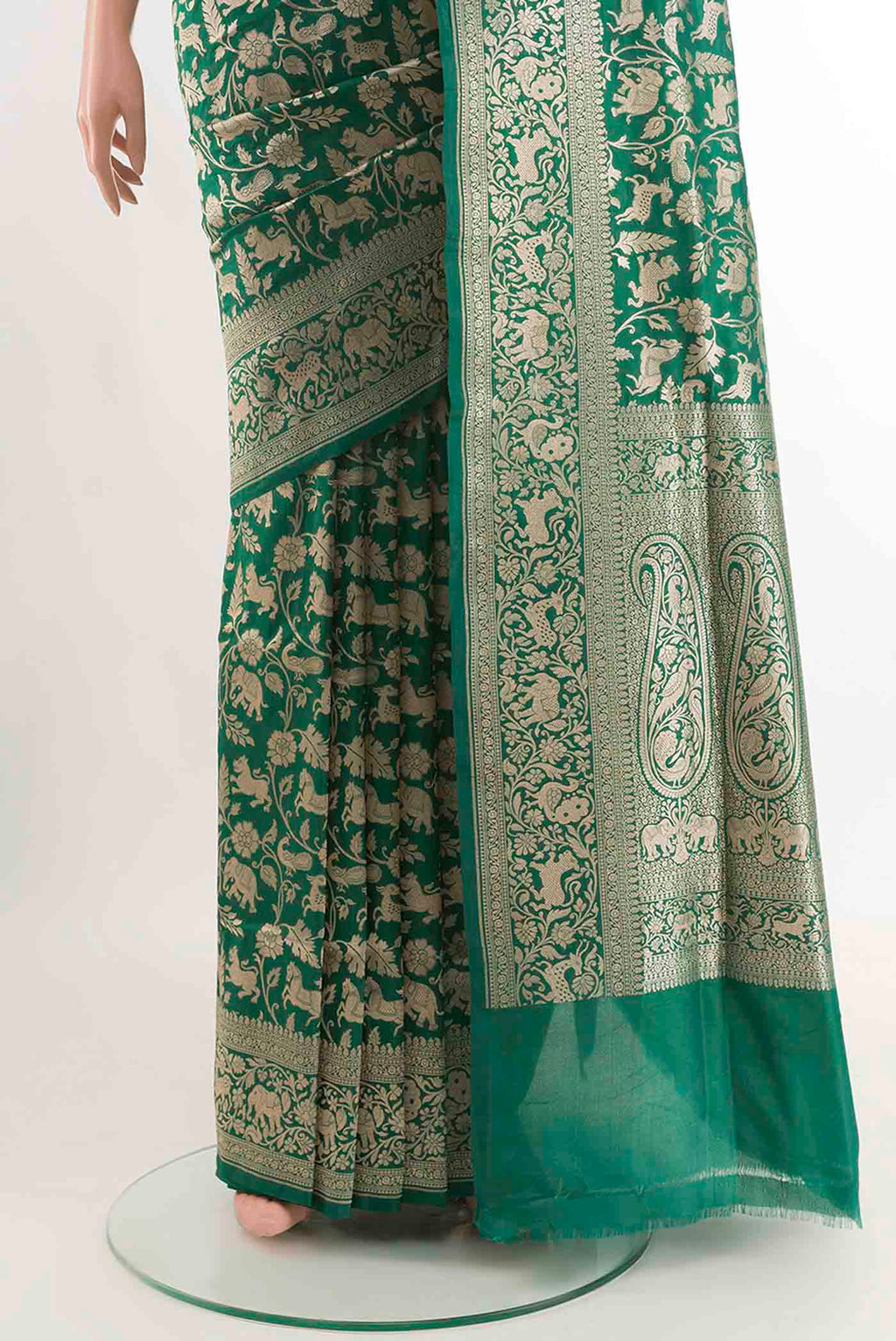 pleats pallu