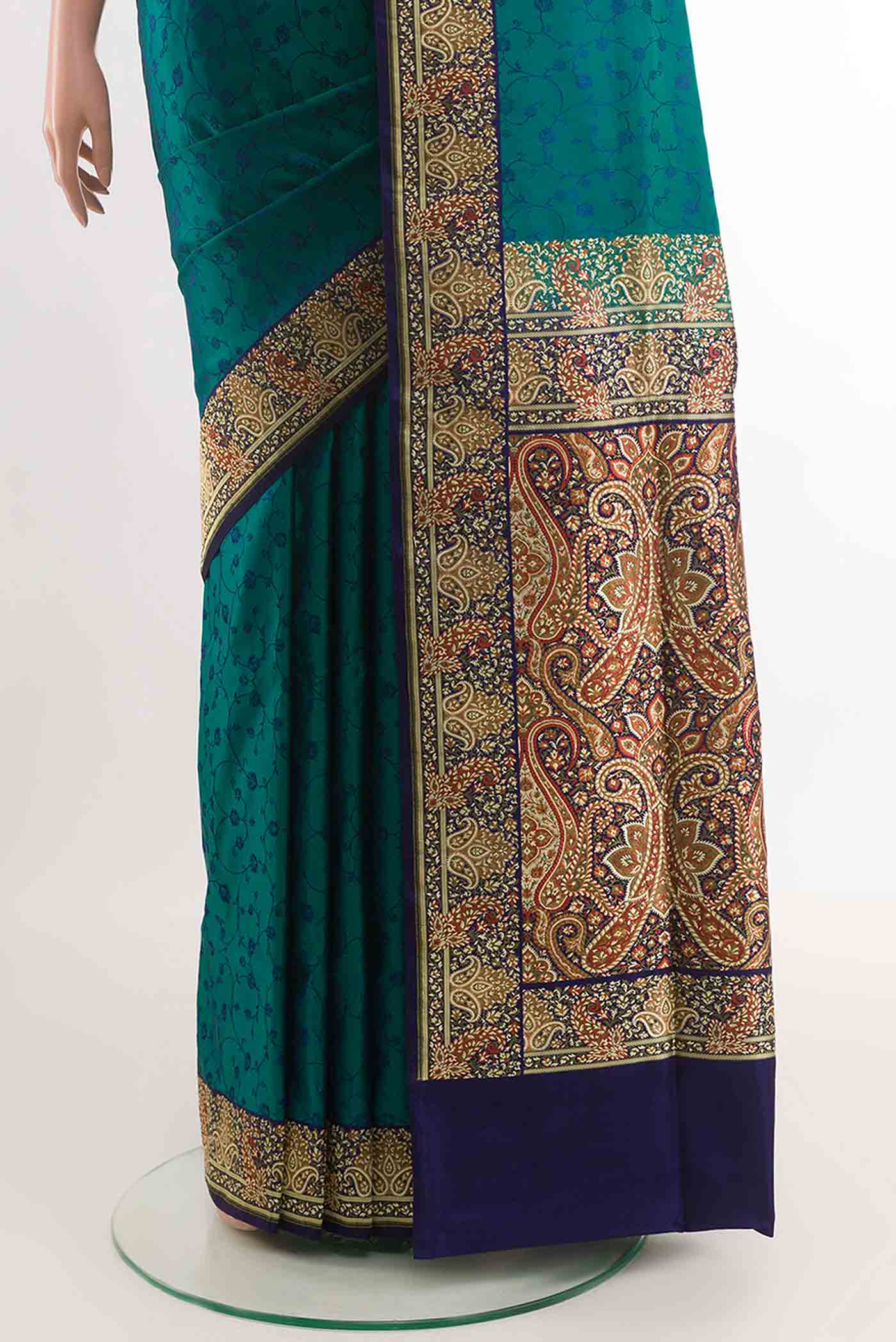 pleats pallu