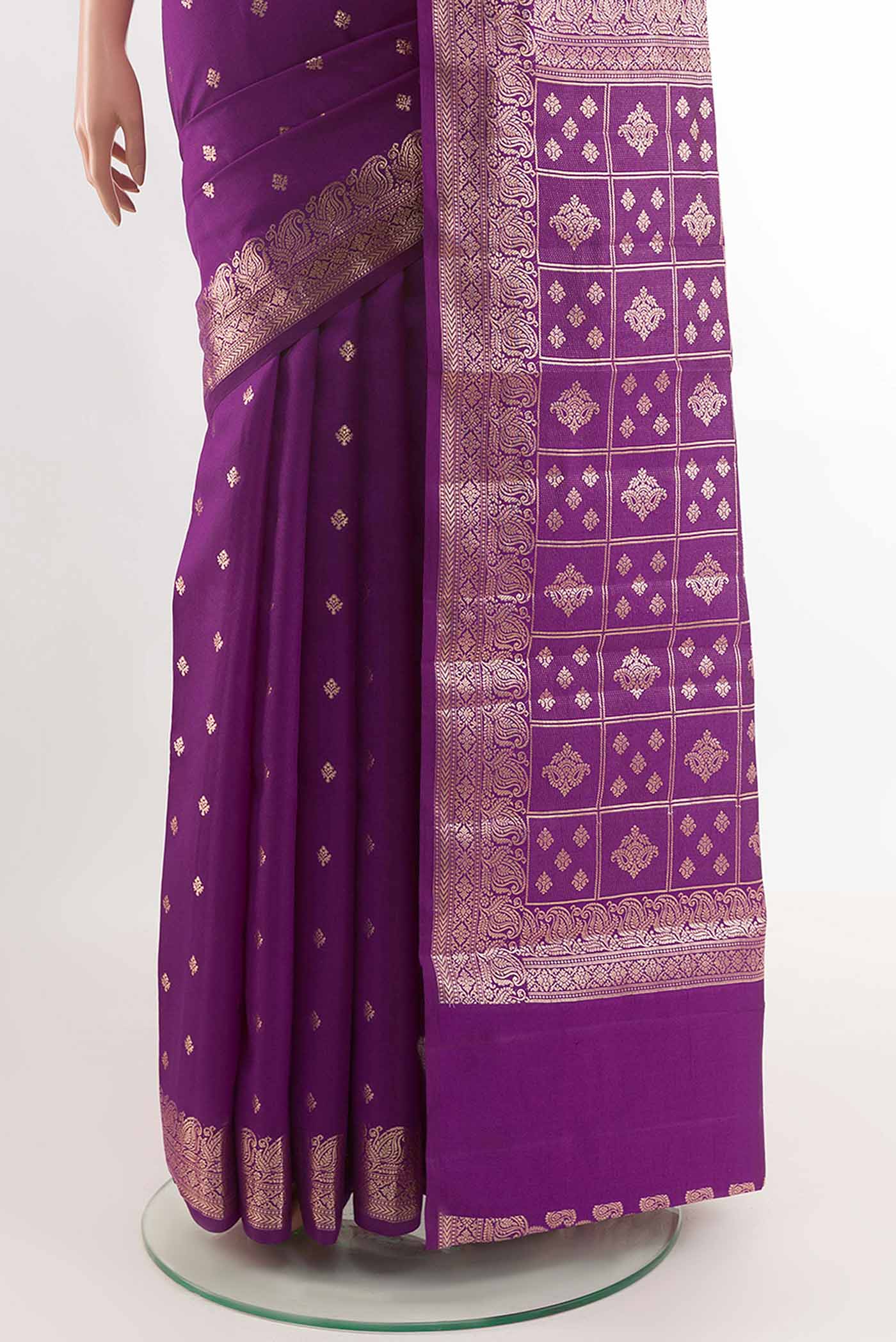 pleats pallu