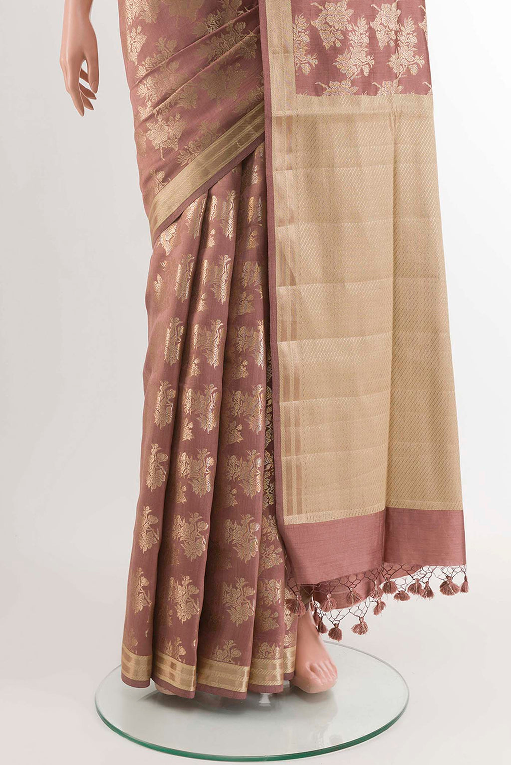pleats pallu