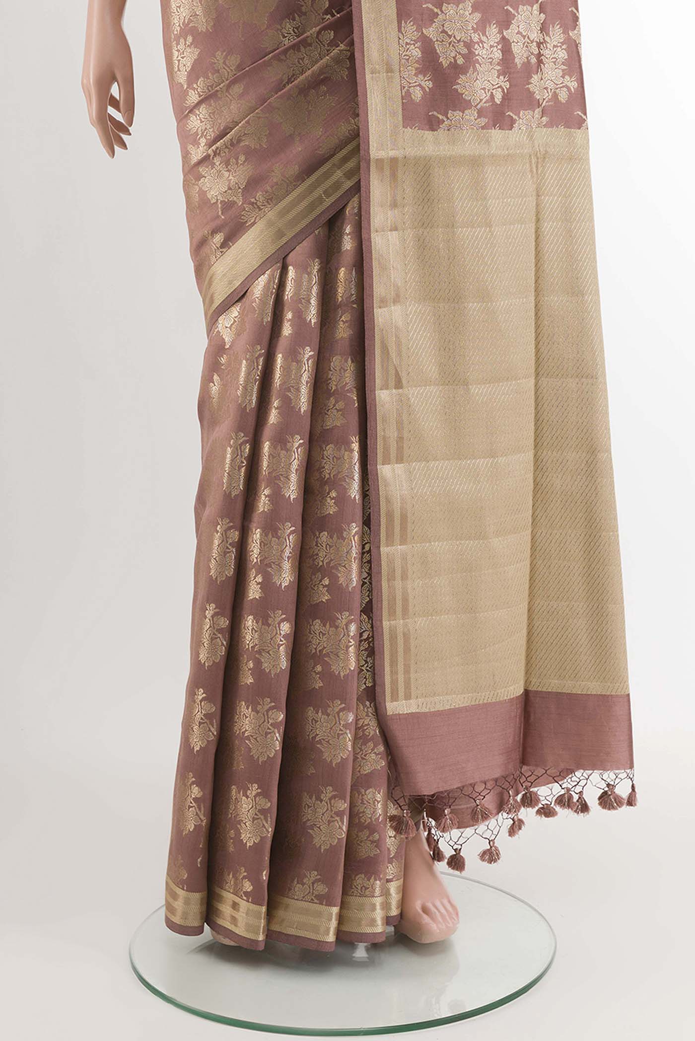 pleats pallu