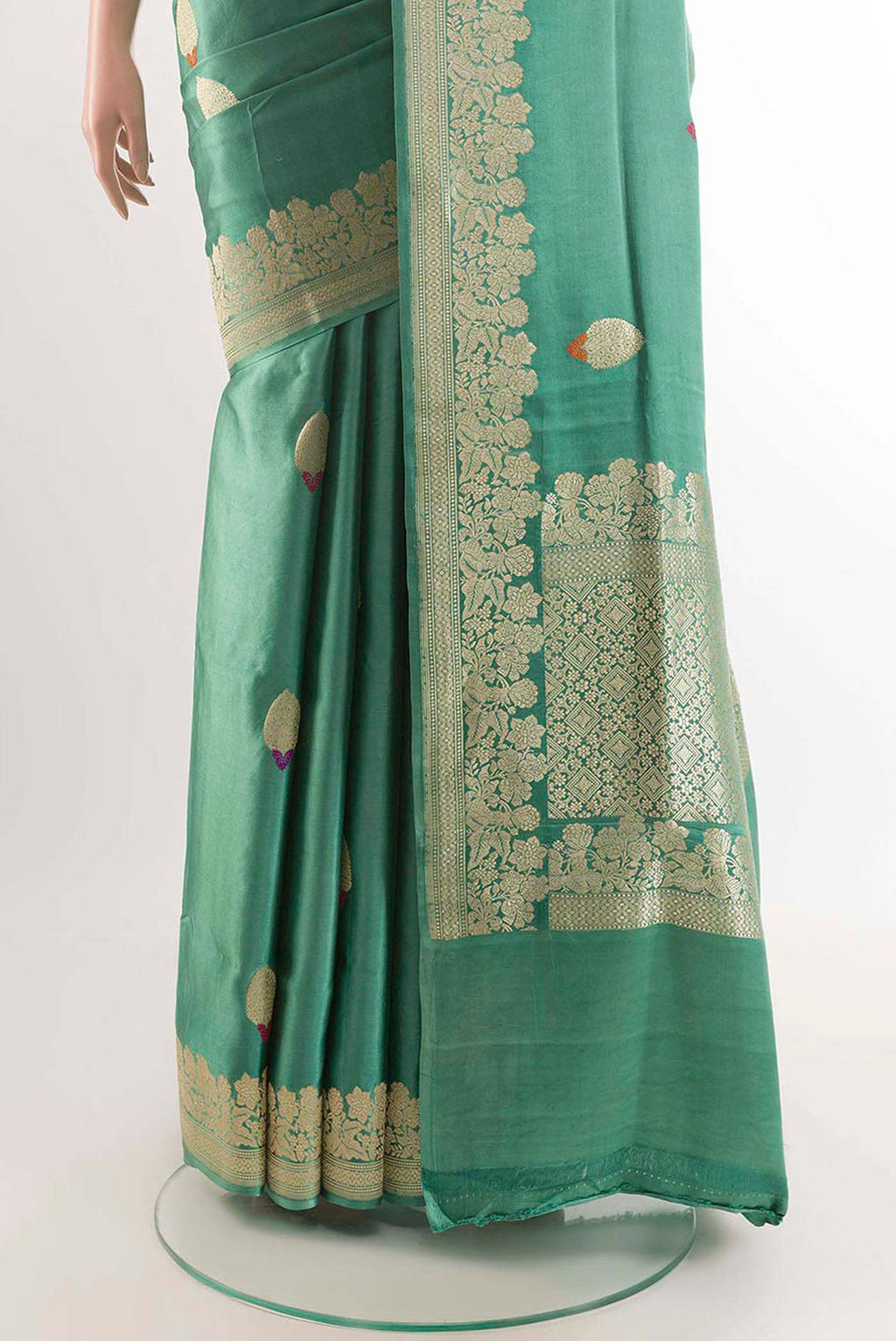 pleats pallu