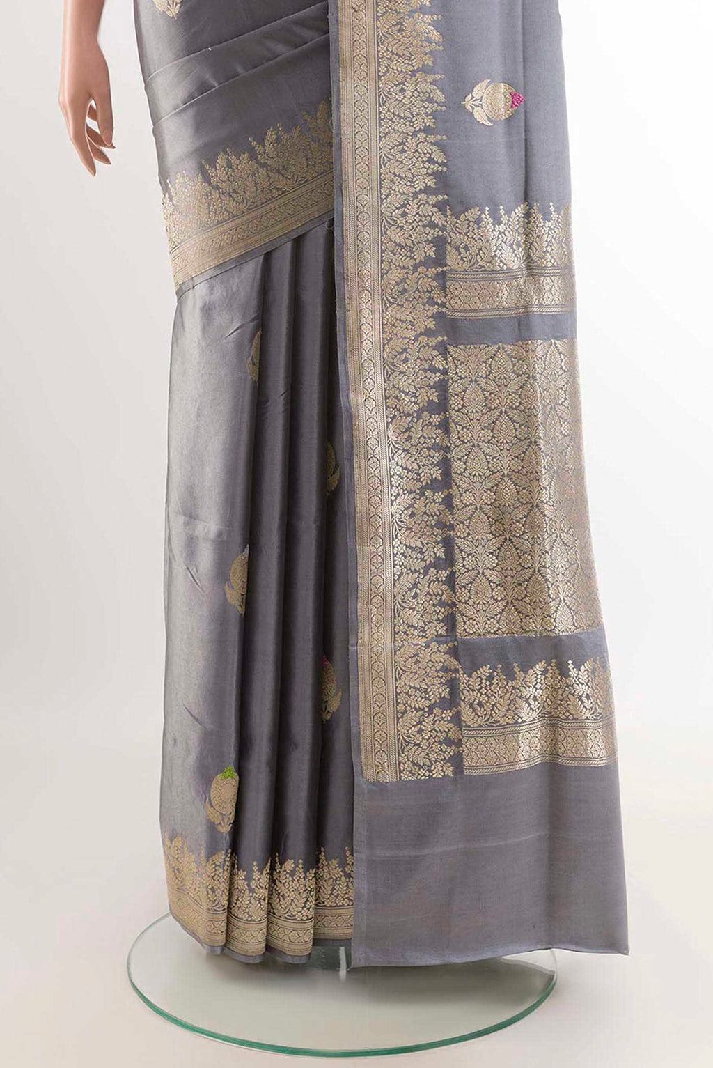 pleats pallu