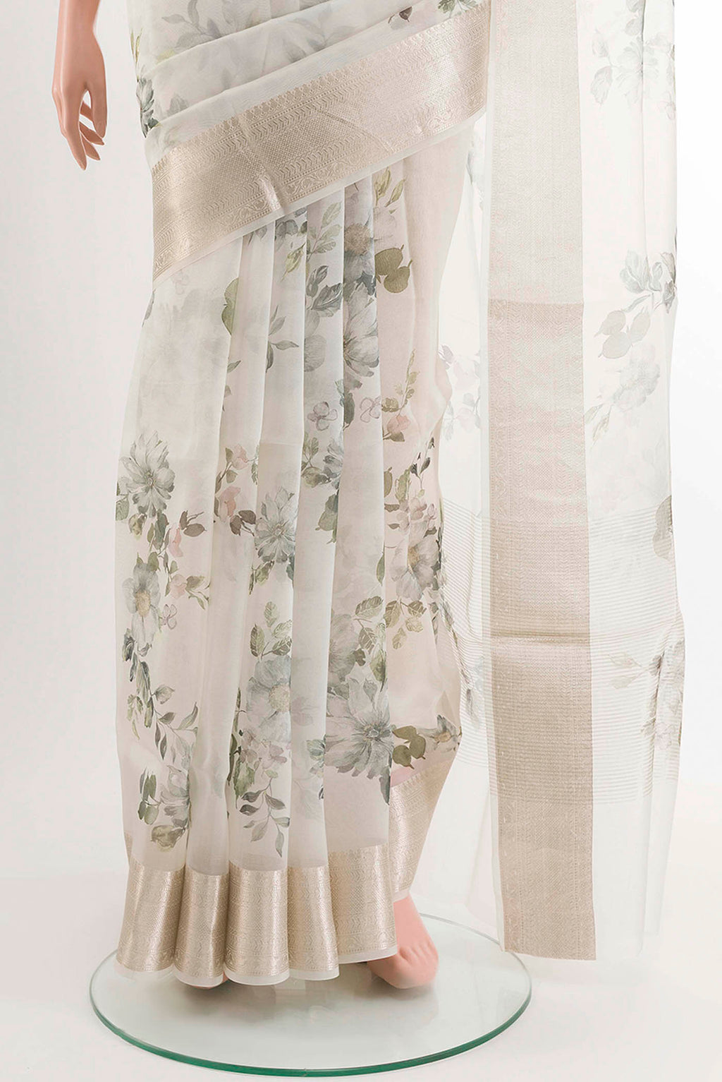 pleats pallu