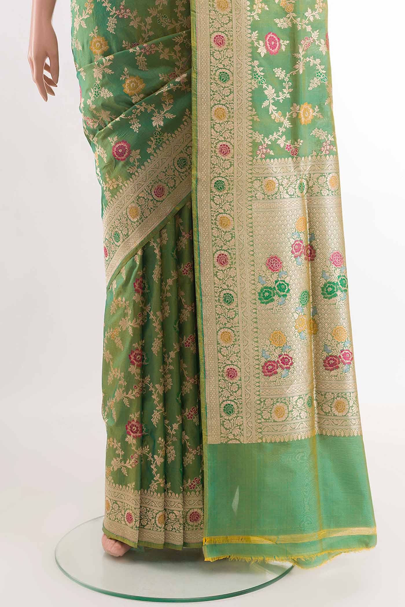 pleats pallu