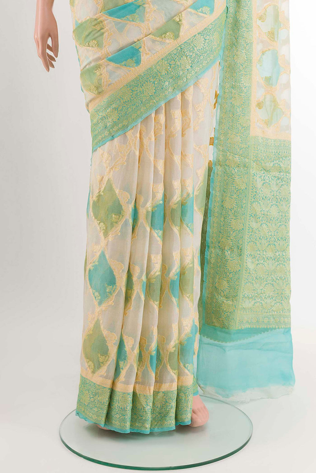 pleats pallu
