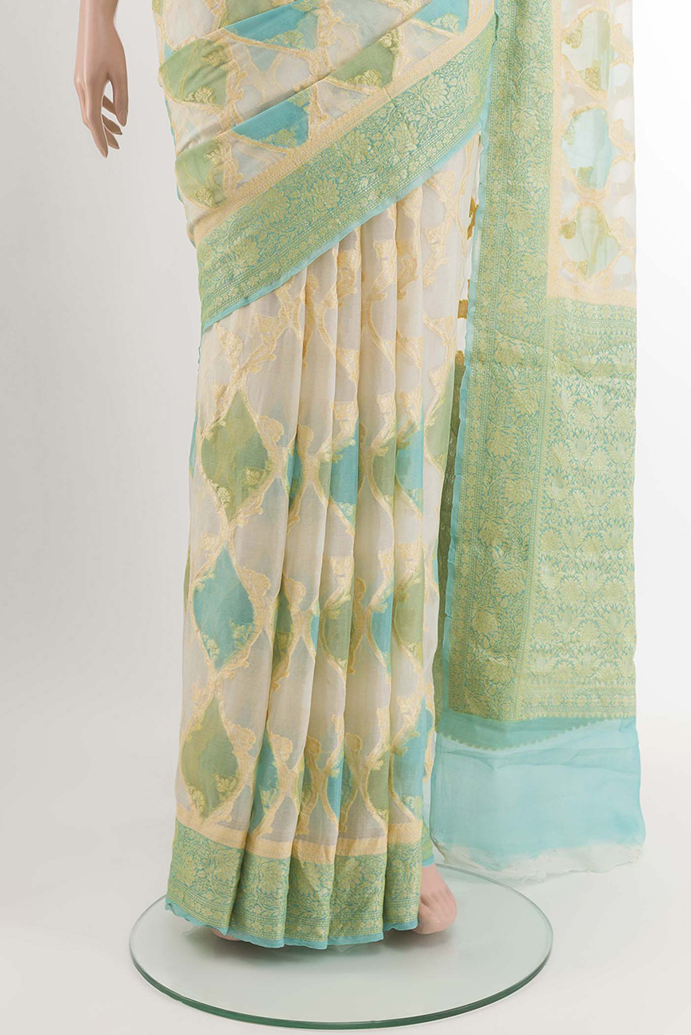 pleats pallu