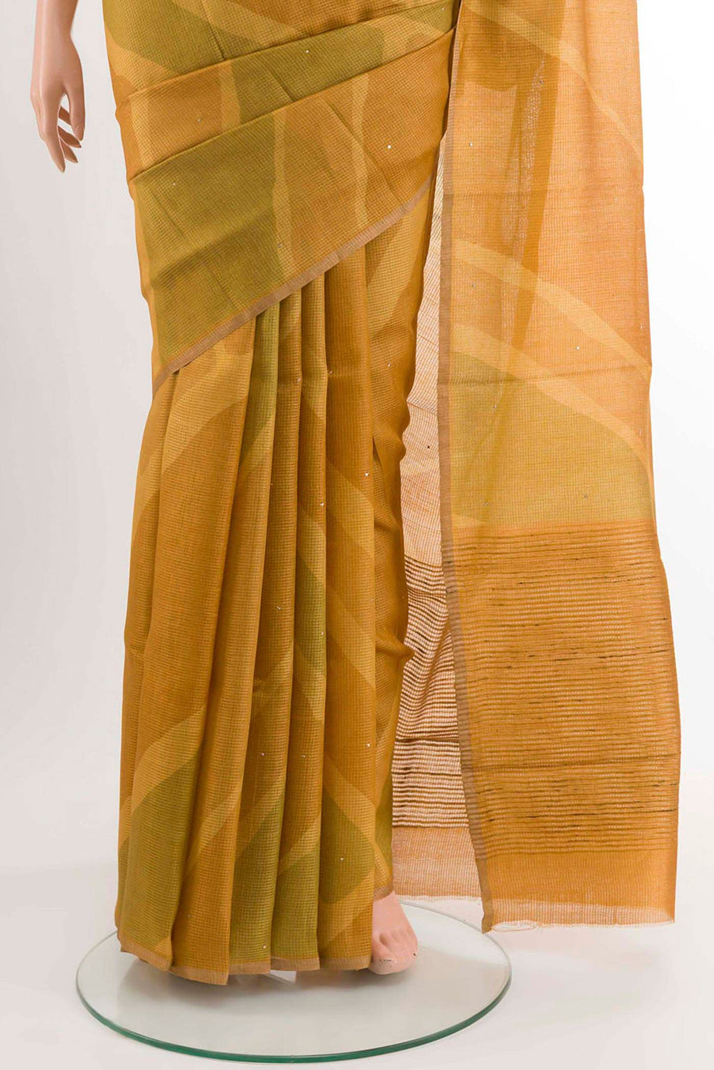 pleats pallu