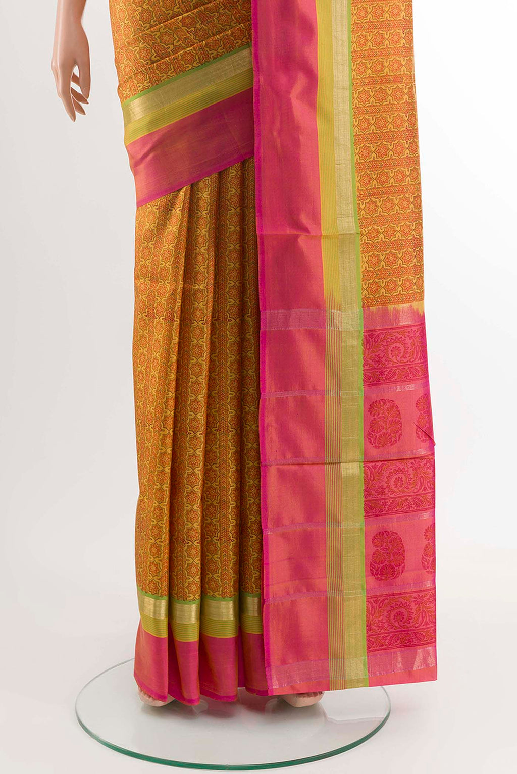 pleats pallu