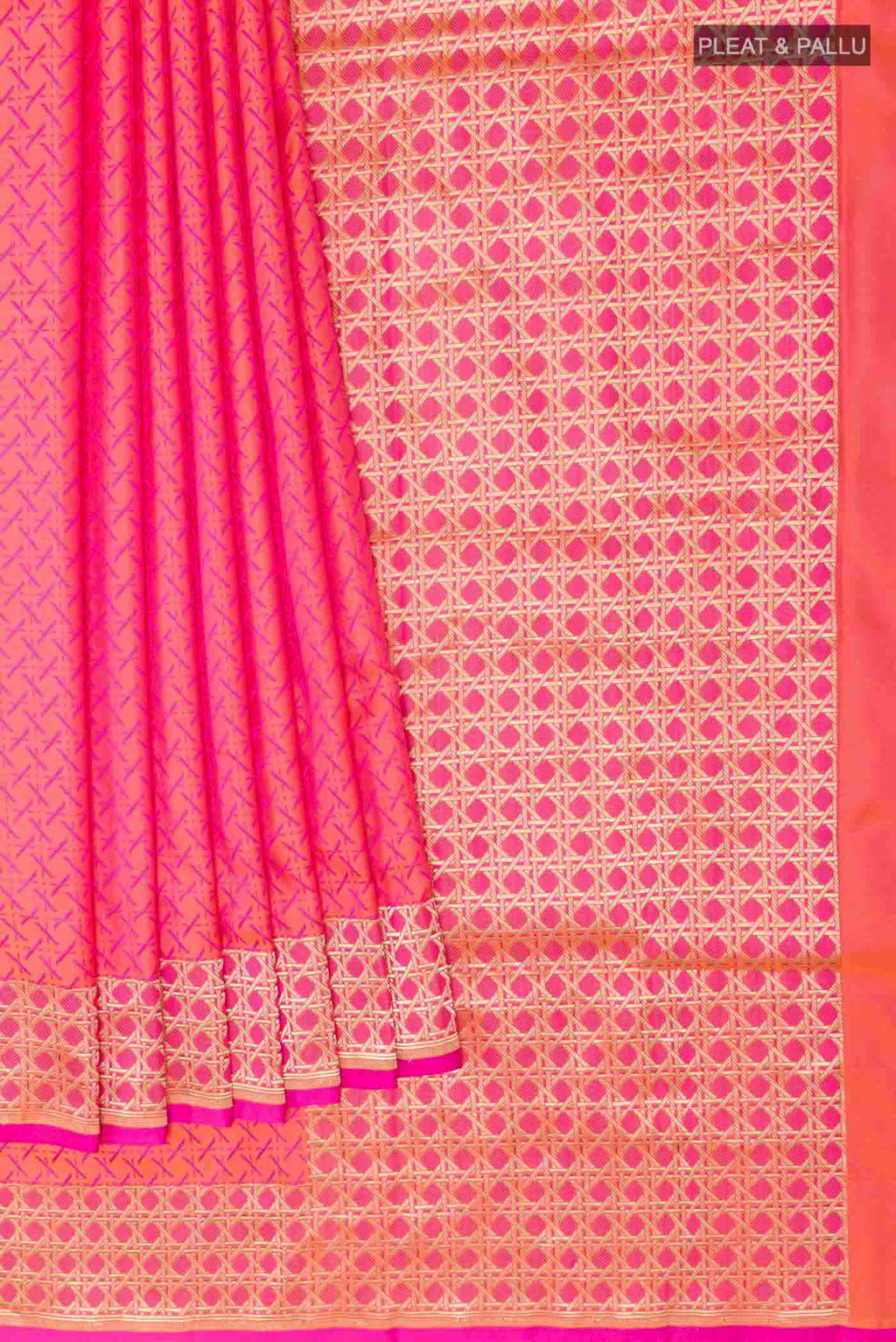 pleats pallu