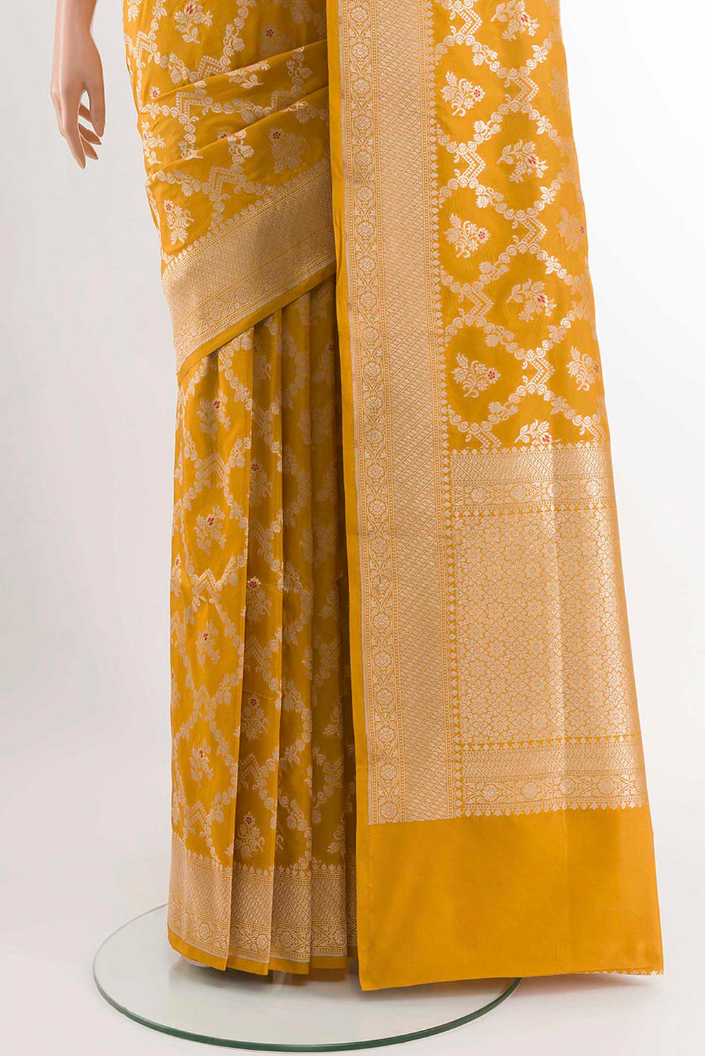 pleats pallu