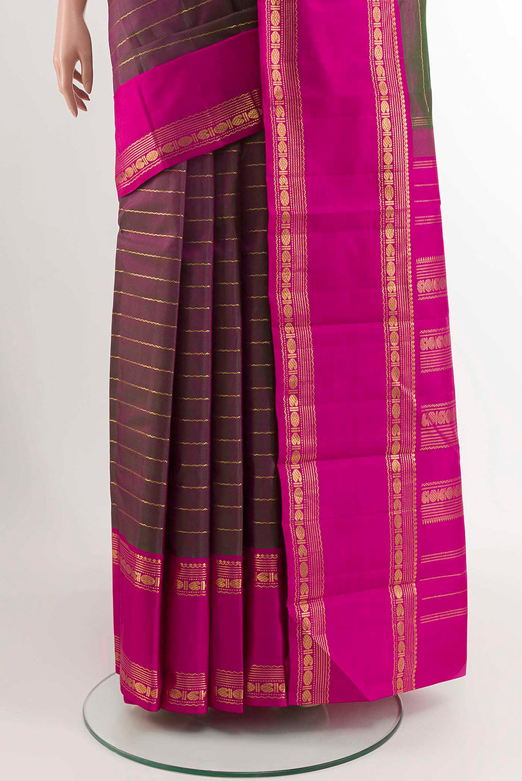 pleats pallu